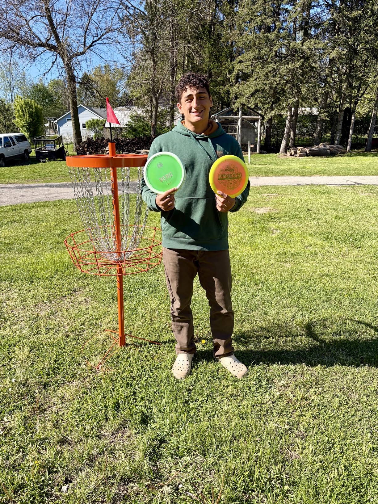Disc Golf Basket - Portable Disc Golf Target with Heavy Duty 24-Chains Come with 6pcs Disc Golf Discs and Carry Bag, Ground Stake -Suitable for Players of All Levels - Multi Color Available customer photo 2