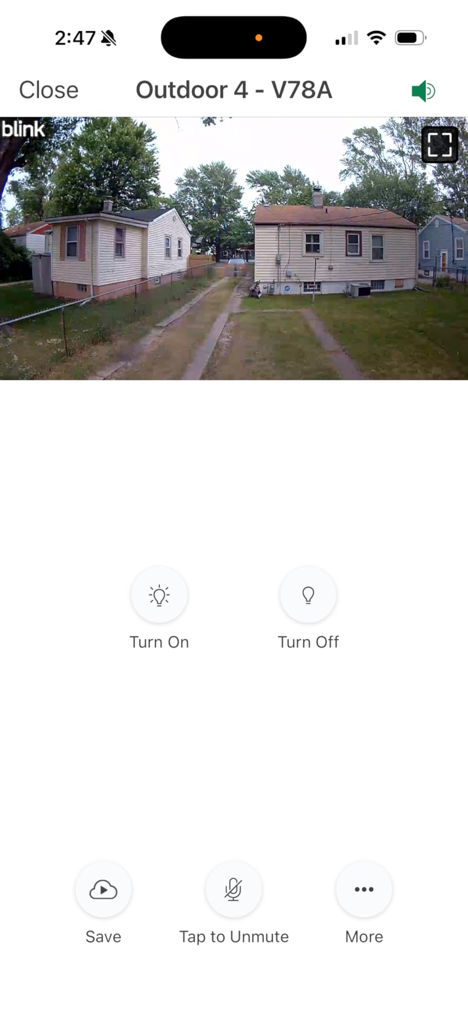 Blink Outdoor 4 Floodlight Camera - Wireless smart security camera, 700 lumens, two-year battery life, enhanced motion detection, Sync Module Core included - 1 camera system customer photo 1
