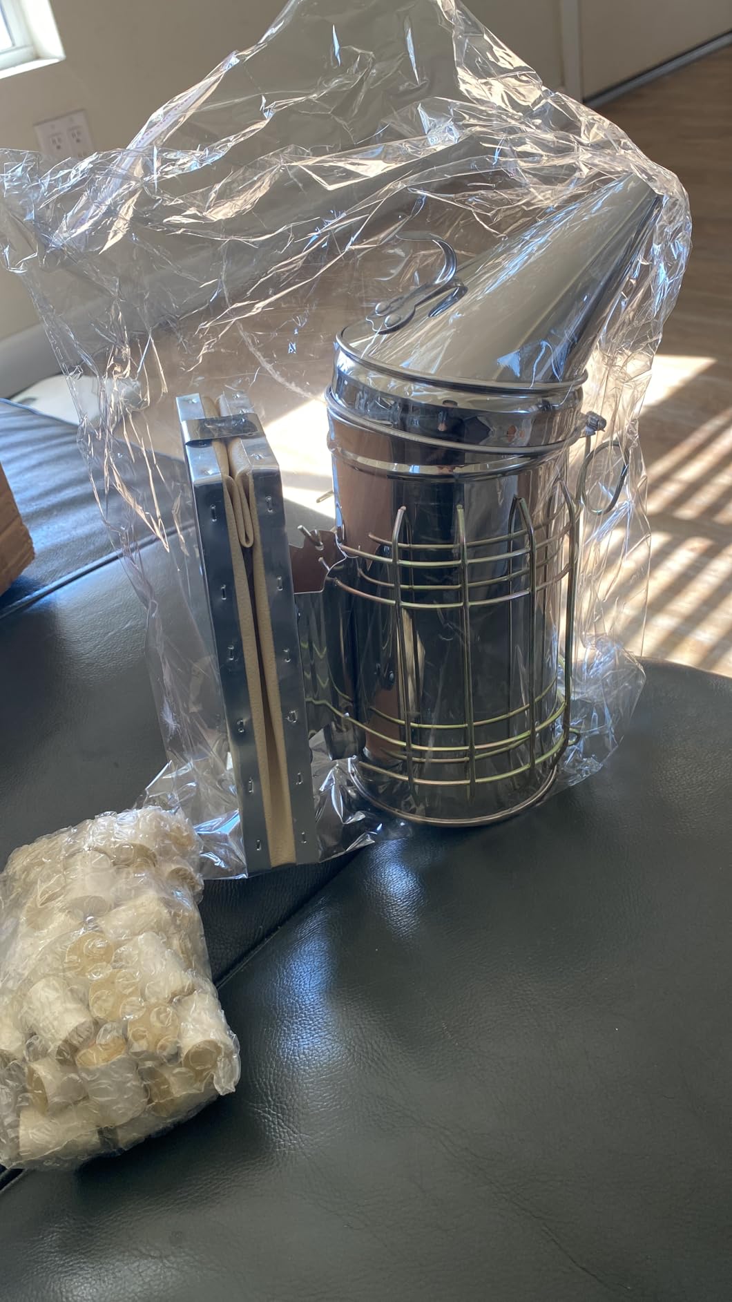 Bee Hive Smoker Kit - Stainless Steel Smoker with Heat Shield & 54 Smoking Pellets, Ideal Beekeeping Supplies for Beginners & Professionals customer photo 2