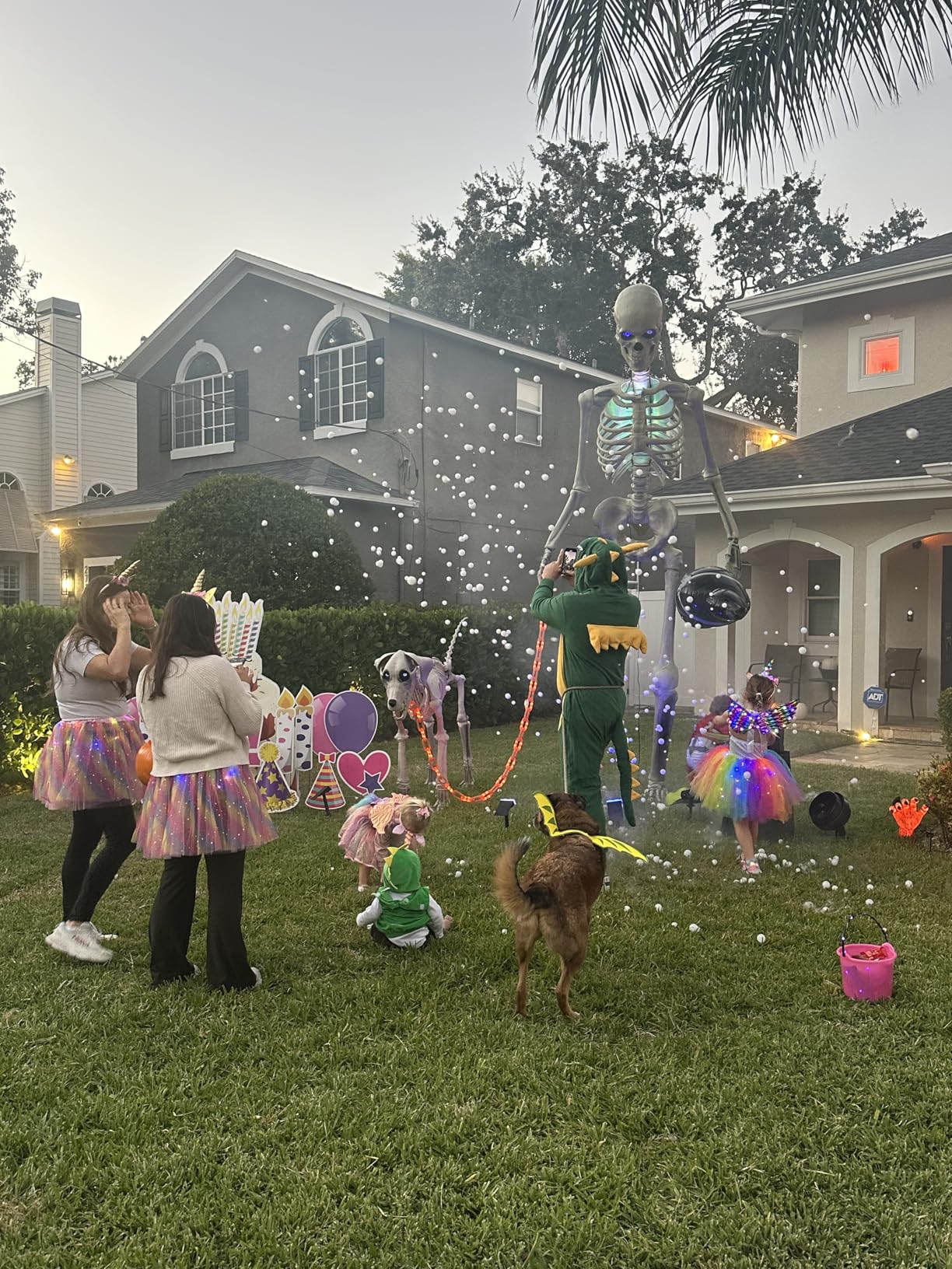Wisdomlit Fog Machine, 3-in-1 Bubble Fog Machine, 450W Bubble Fogger with Remote Control, Colorful Bubbles | Fog Bubbles | Continuous Fog for Stage DJ Wedding Halloween Party customer photo 1