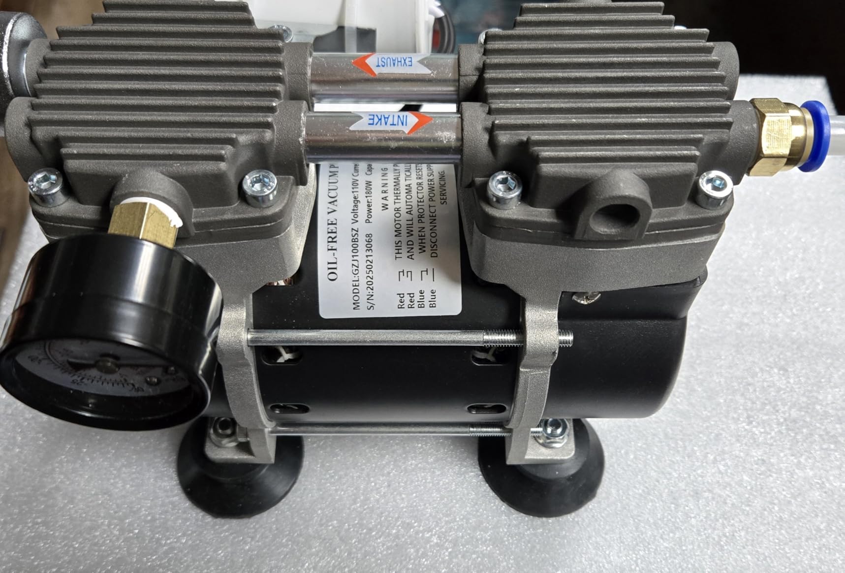 Vacuum Pump 50 L/Min with Switch, Oilless Lab Pump with Vacuum Meter, Aluminum Silencer and 4 Connectors, for Laboratory Electronics Industry customer photo 1