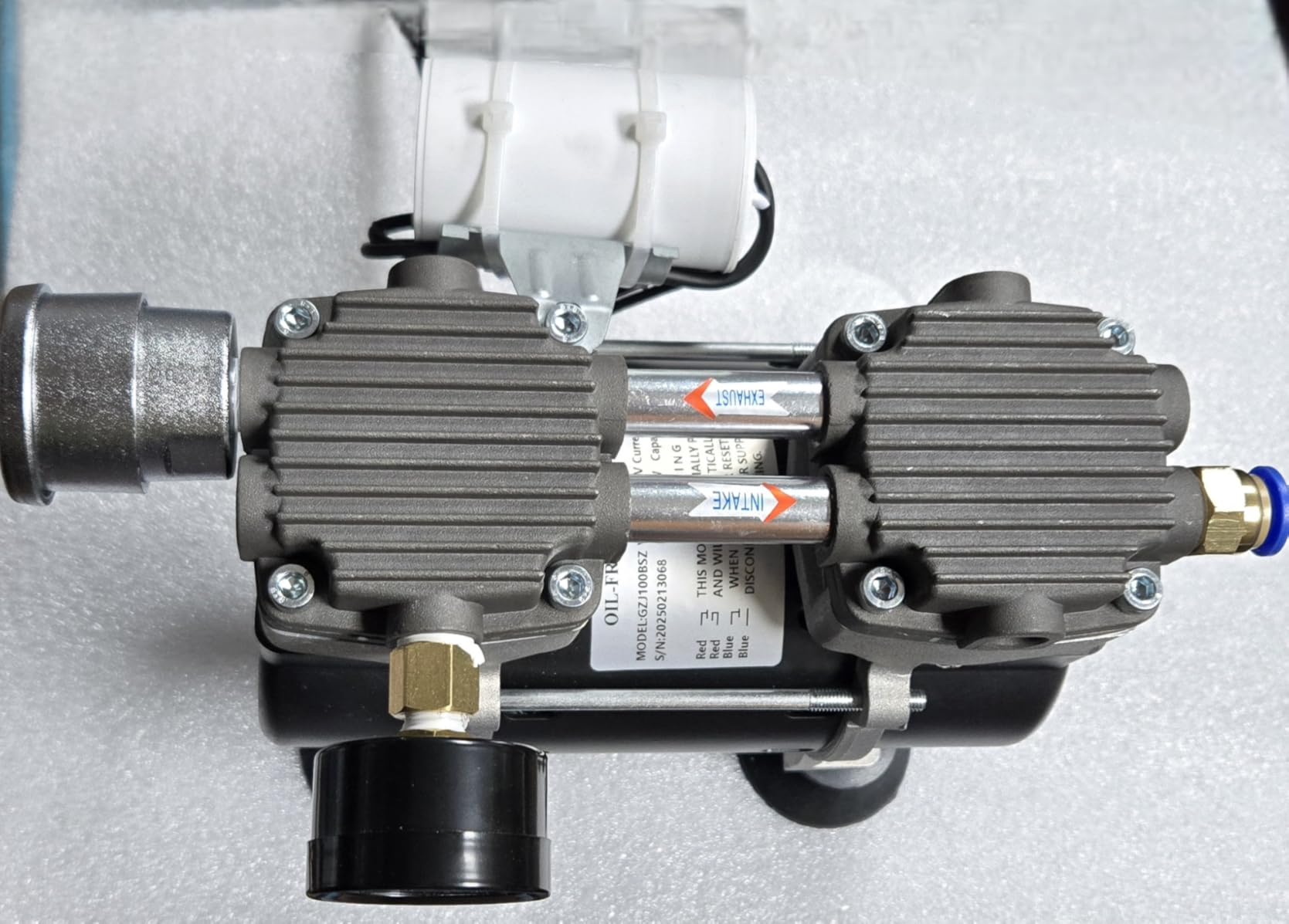 Vacuum Pump 50 L/Min with Switch, Oilless Lab Pump with Vacuum Meter, Aluminum Silencer and 4 Connectors, for Laboratory Electronics Industry customer photo 2