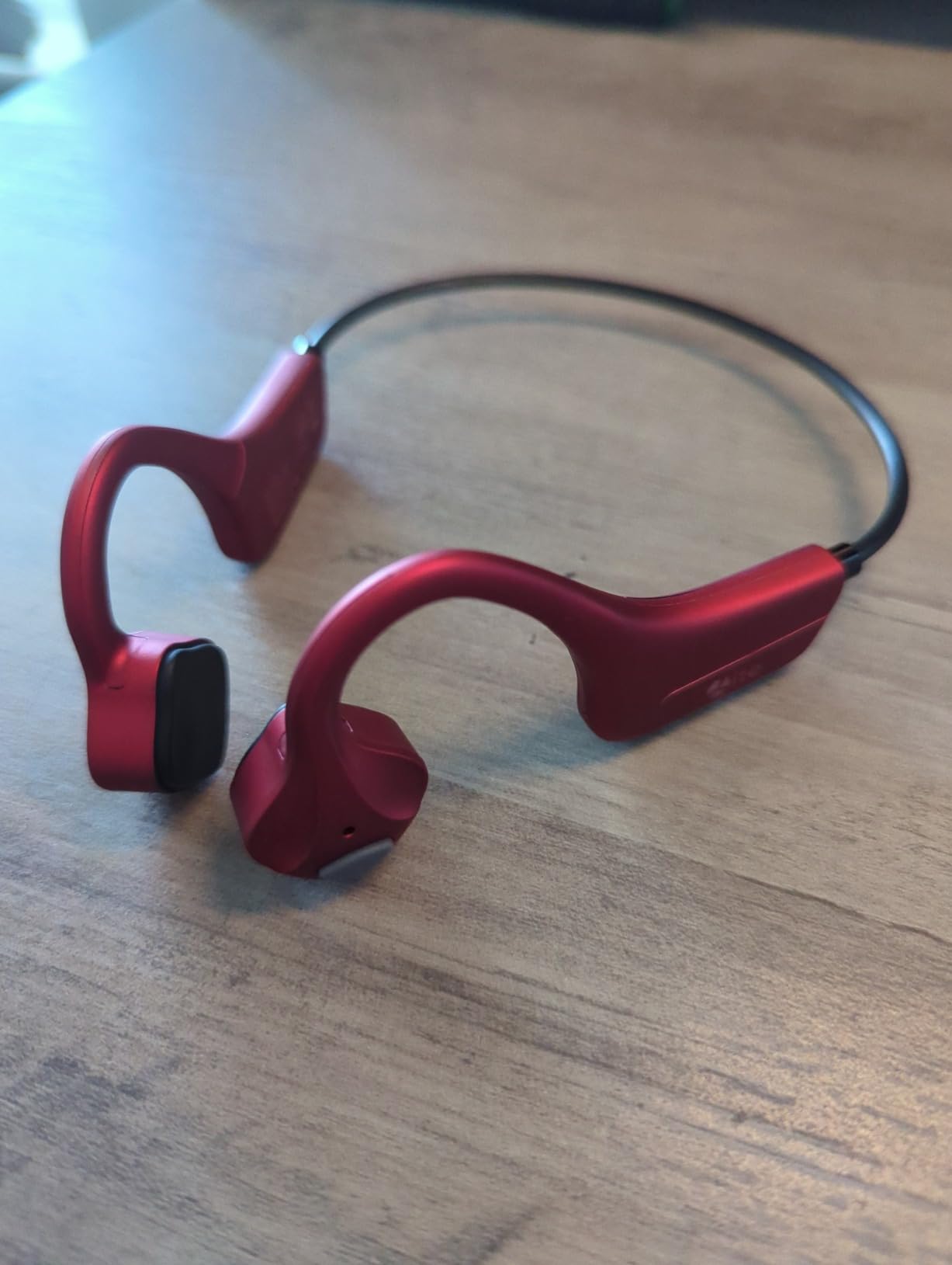 YouthWhisper Bone Conduction Headphones Open-Ear Bluetooth 5.0, IP65 Waterproof Wireless Sport Headset with 8H Playtime, Secure Fit for Running/Cycling/Gym, HD Audio w/Mic (2025 Upgraded) customer photo 1