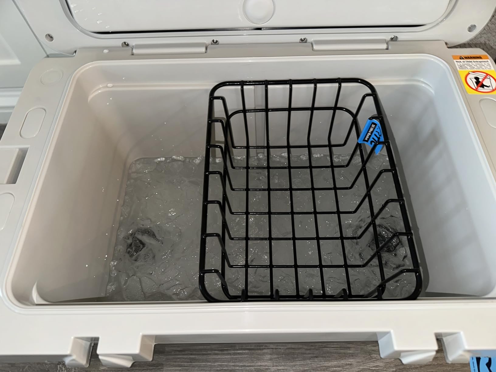RTIC Ultra-Light 32 Quart Lightweight Hard Cooler, Insulated Portable Ice Chest 13 lbs, 48-Can Capacity, 5-Day Ice Retention customer photo 2