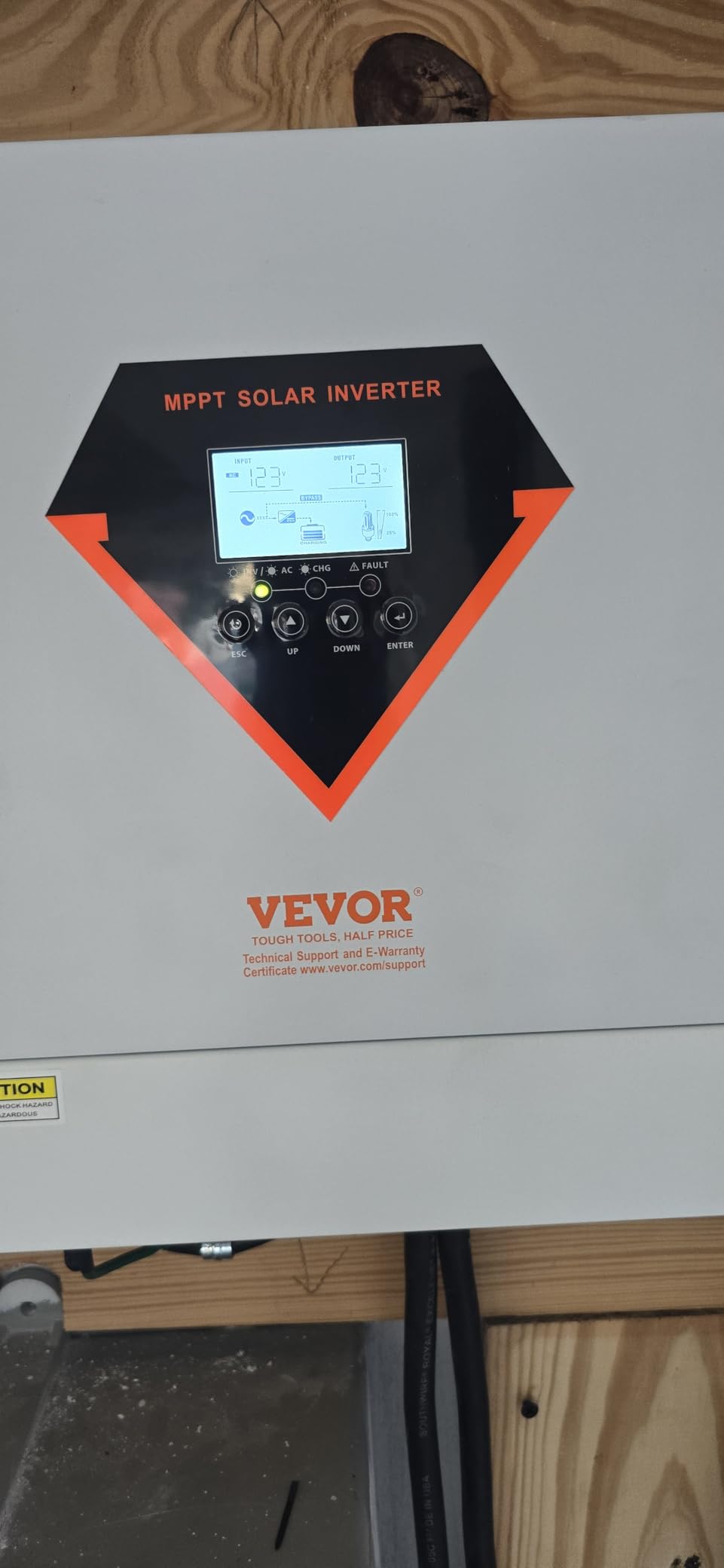 VEVOR Hybrid Solar Inverter, 3000W, Single Phase Pure Sine Wave Power Inverter, 24V DC to 110/120V AC, with Built-in 100A MPPT Solar Charge Controller, for Off-Grid System Lead Acid Lithium Battery customer photo 1