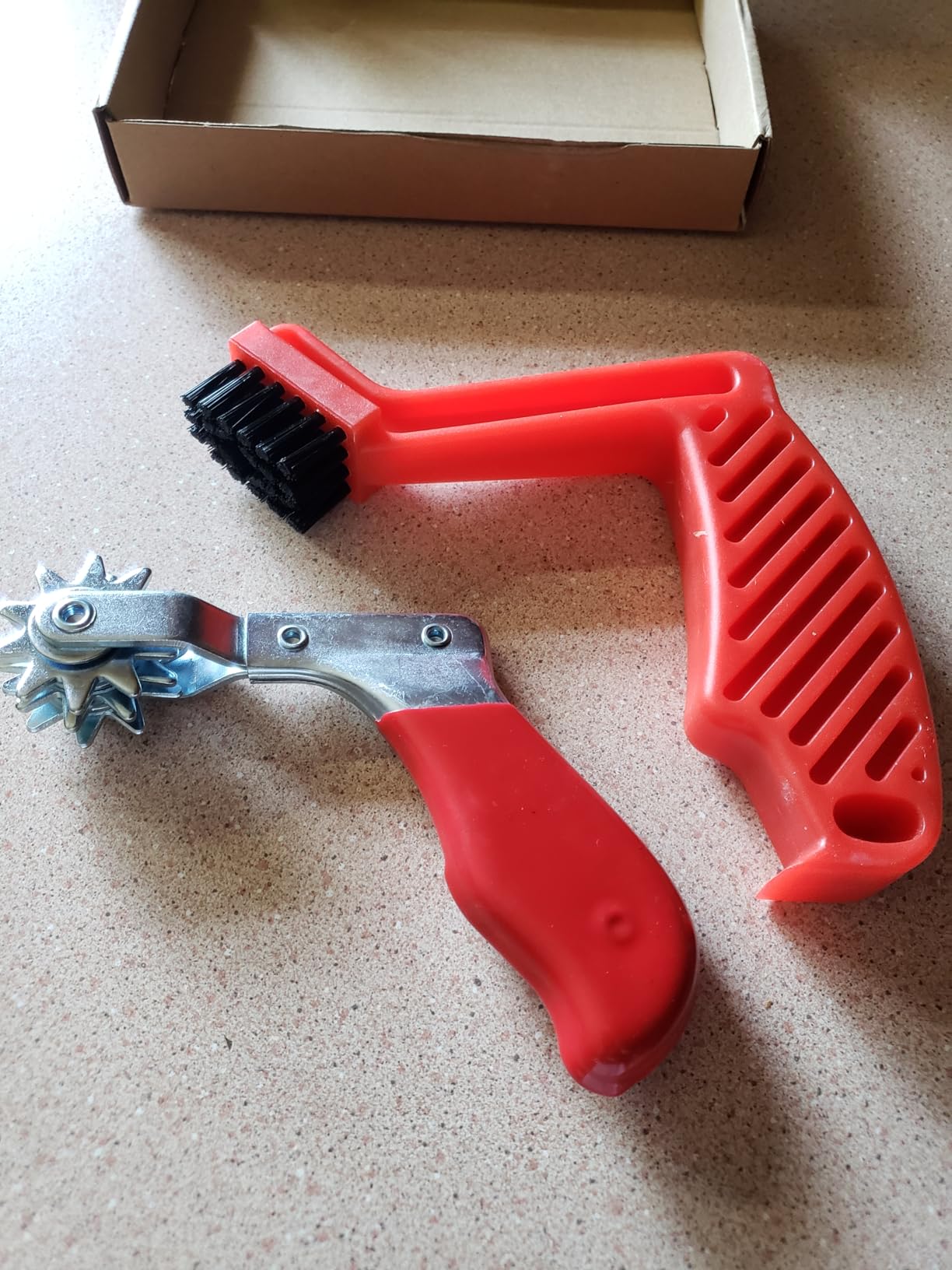 Wool Buffing Pad and Polishing Pad Cleaner Tool Set, Polishing Spur Tool Set, Foam Buffing Pad Conditioning Brush, Car Buffing Pad Professional Cleaning Tool customer photo 2