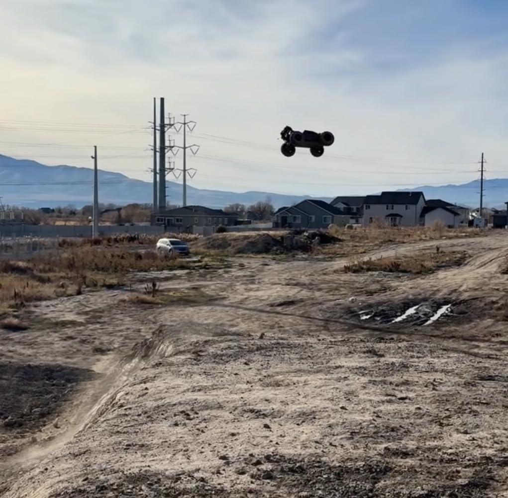 HYPER GO H14BM V3 1/14 Brushless RC Cars for Adults Fast 50 mph, RC Trucks 4X4 Offroad Waterproof, Electric Powered High Speed RC Car, Fast Extreme RC Truggy with 3S Battery for Snow Sand customer photo 1