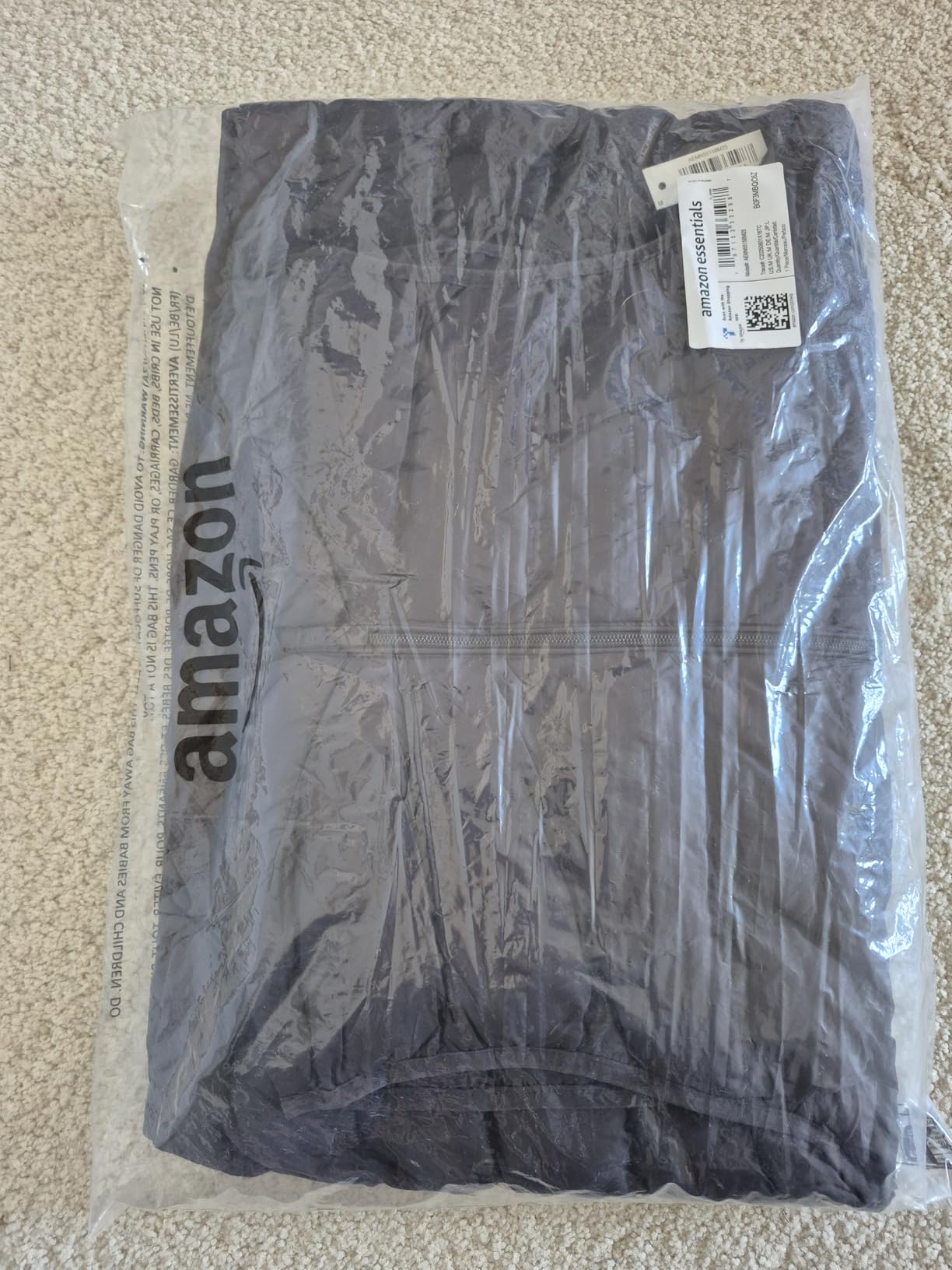 Men's Regular-Fit Lightweight Water-Resistant Hooded Puffer Vest customer photo 2