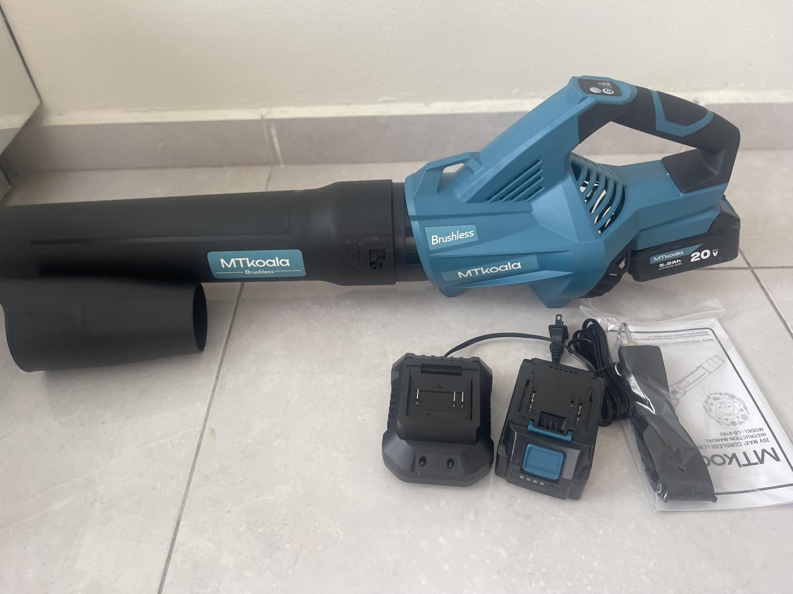 Leaf Blower Cordless, New Upgraded 1200W Brushless Motor Leaf Blower, 700CFM 200MPH with 3 Speed Modes, 160Mins Max Runtime, Handheld Electric Blower for Lawn Care, Yard, Dust & Snow (Green) customer photo 2