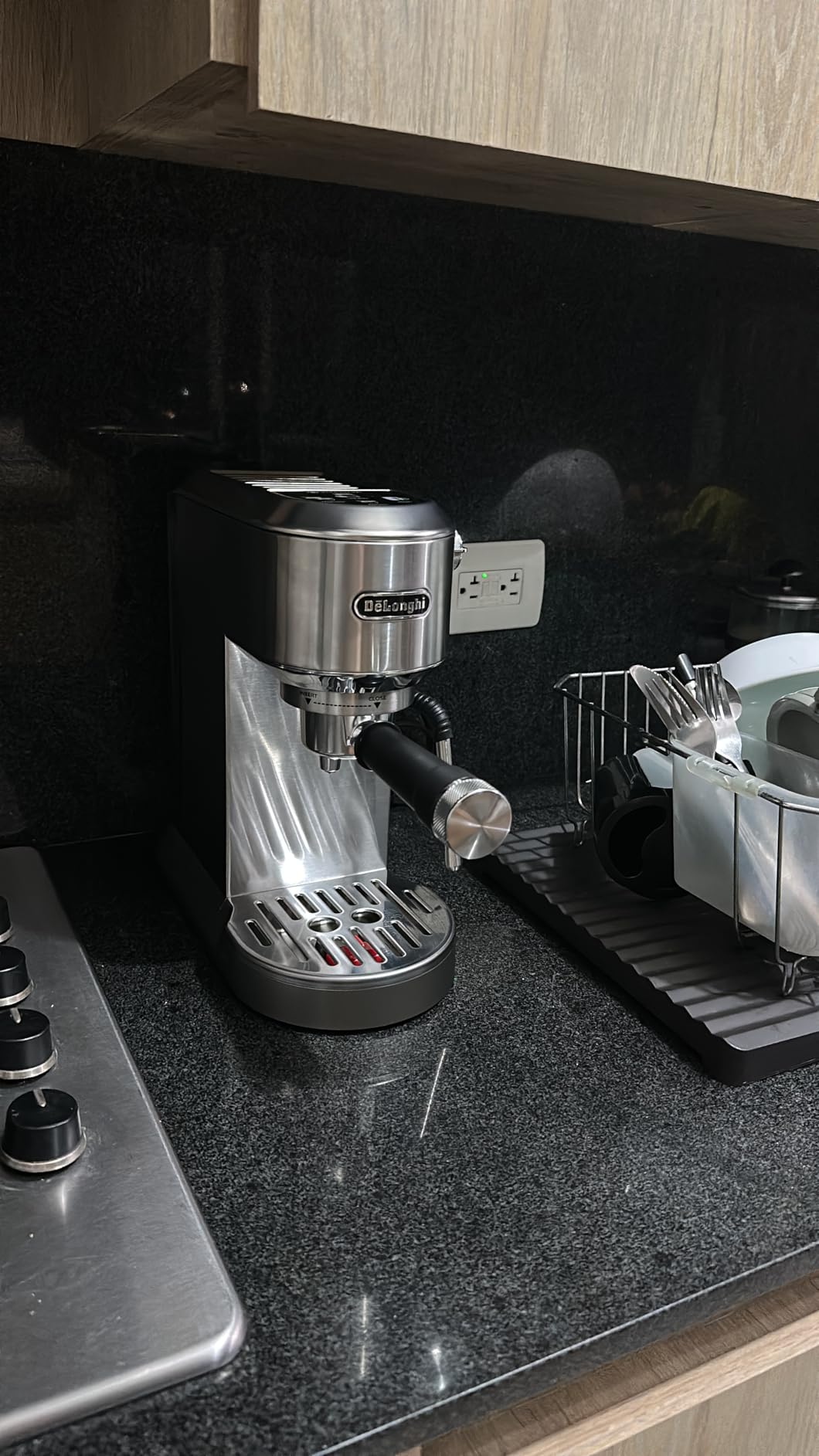 De'Longhi Dedica Duo Compact Espresso Machine - Cold Brew Coffee Maker with Milk Frother Wand- for Espresso, Hot & Iced Coffee, Cappuccinos, Lattes & Home Barista Brewing, Stainless Steel Finish customer photo 2