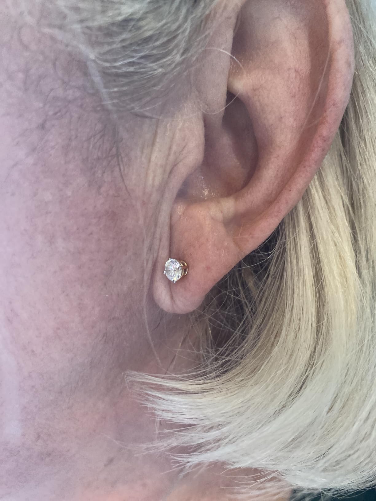 IGI Certified Lab Grown Diamond Stud Earrings 0.50 to 3 CTTW 14K Yellow or White Gold (F-G Color, VS2-SI1 Clarity) customer photo 2