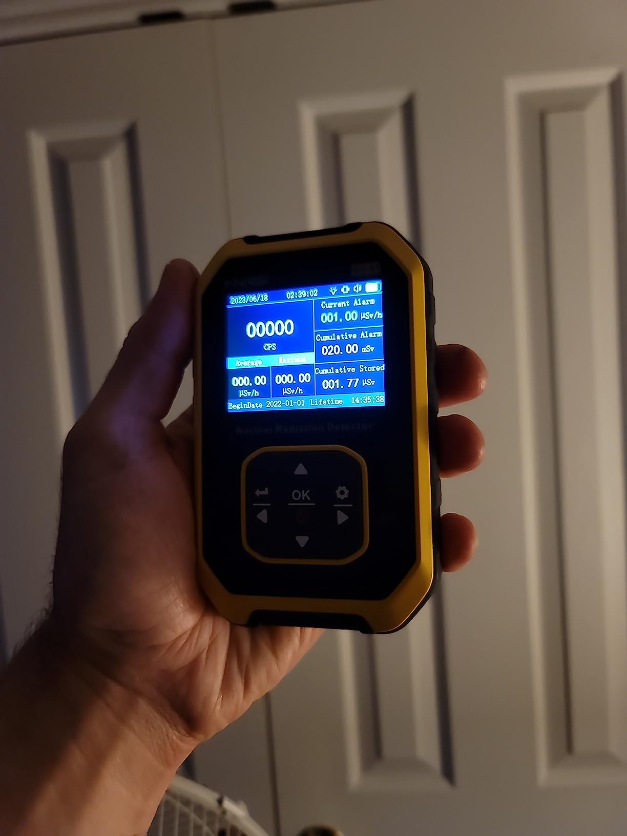 FNIRSI GC-01 Geiger Counter Nuclear Radiation Detector, Radiation Dosimeter with LCD Display, Portable Handheld Beta Gamma X-ray Rechargeable Radiation Monitor Meter, 5 Dosage Units, 0.0uSv-500mSv customer photo 1