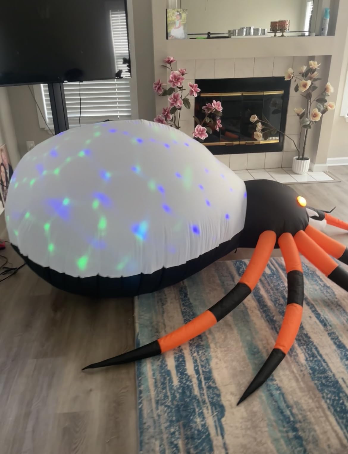 JOYIN 8 FT Halloween Inflatable Giant Spider Outdoor Decorations, Blow Up Spider Yard Decorations with Rotating Colorful Light and Glowing Eyes for Halloween Party Lawn Garden Outside Decor customer photo 1