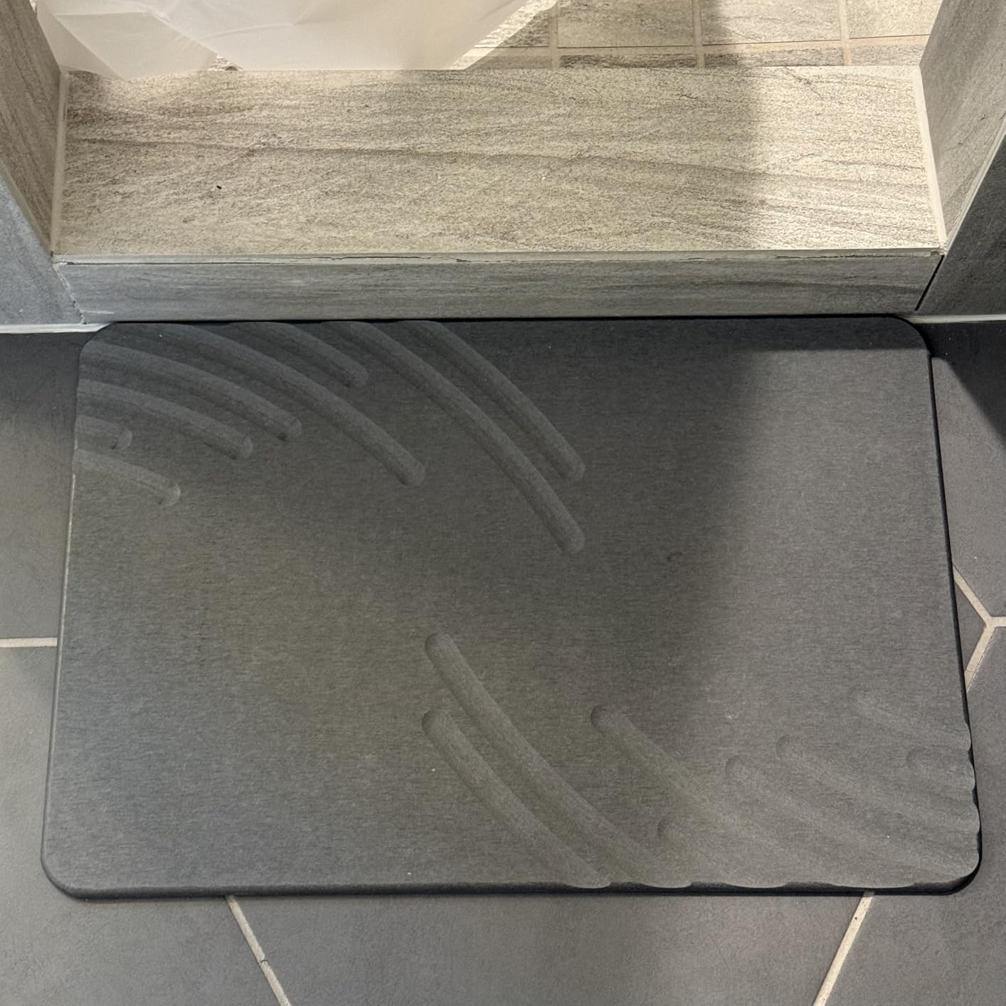 ZIKIBL Stone Bath Mat Diatomaceous Earth Shower Mat Non-Slip Super Absorbent Diatomite Stone Mats for Bathroom Floor Quick-Drying Easy to Clean (24''*16'' Grey) customer photo 1
