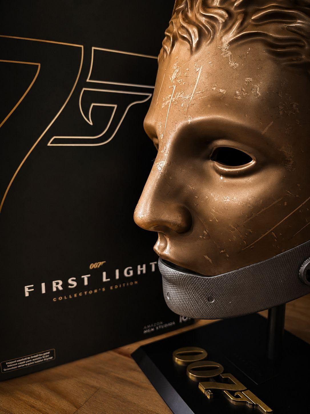 007 First Light - Specialist Edition - Xbox Series X customer photo 2