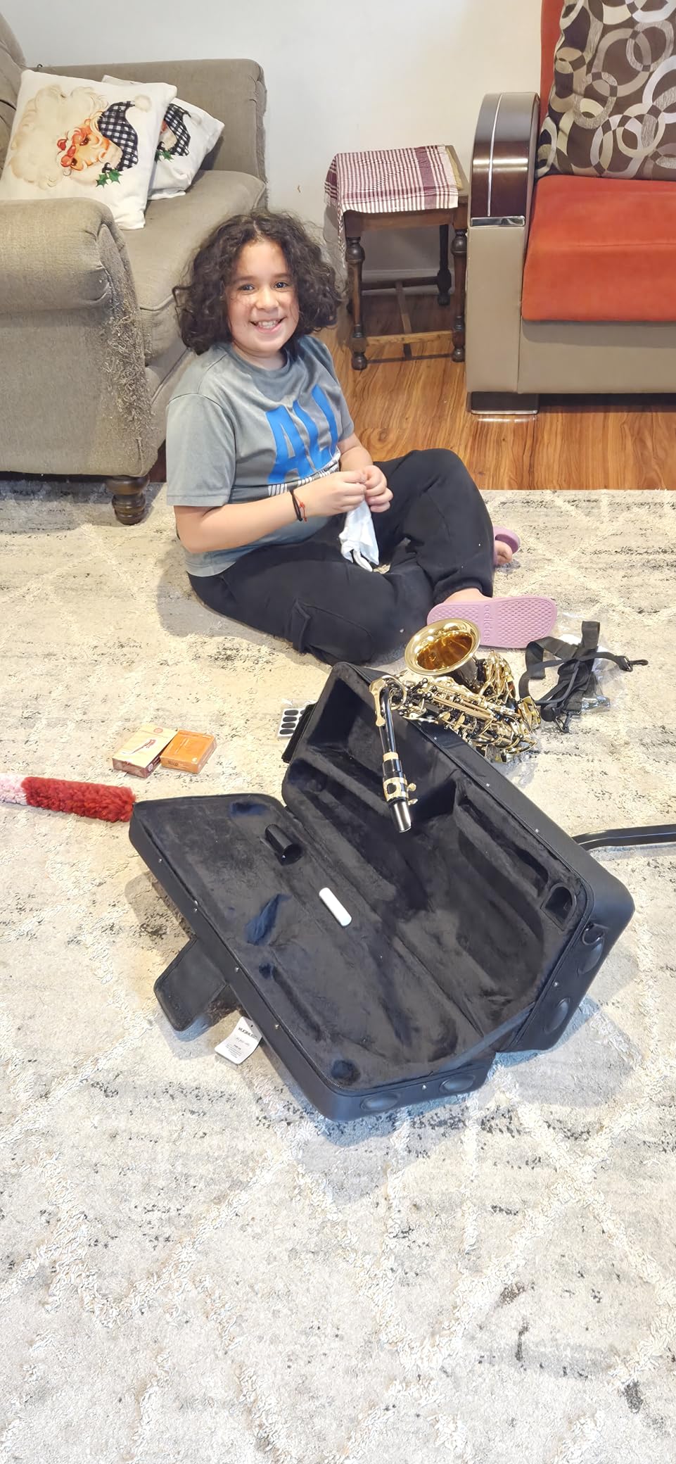 Tenor Saxophone Complete Kit w/Case, Mouthpiece, 10pc Reeds, Professional B Flat Tenor sax, Gold Brass Lacquer, Rich, Warm Tone for Jazz & Classical, Ideal for Students to Pros customer photo 2