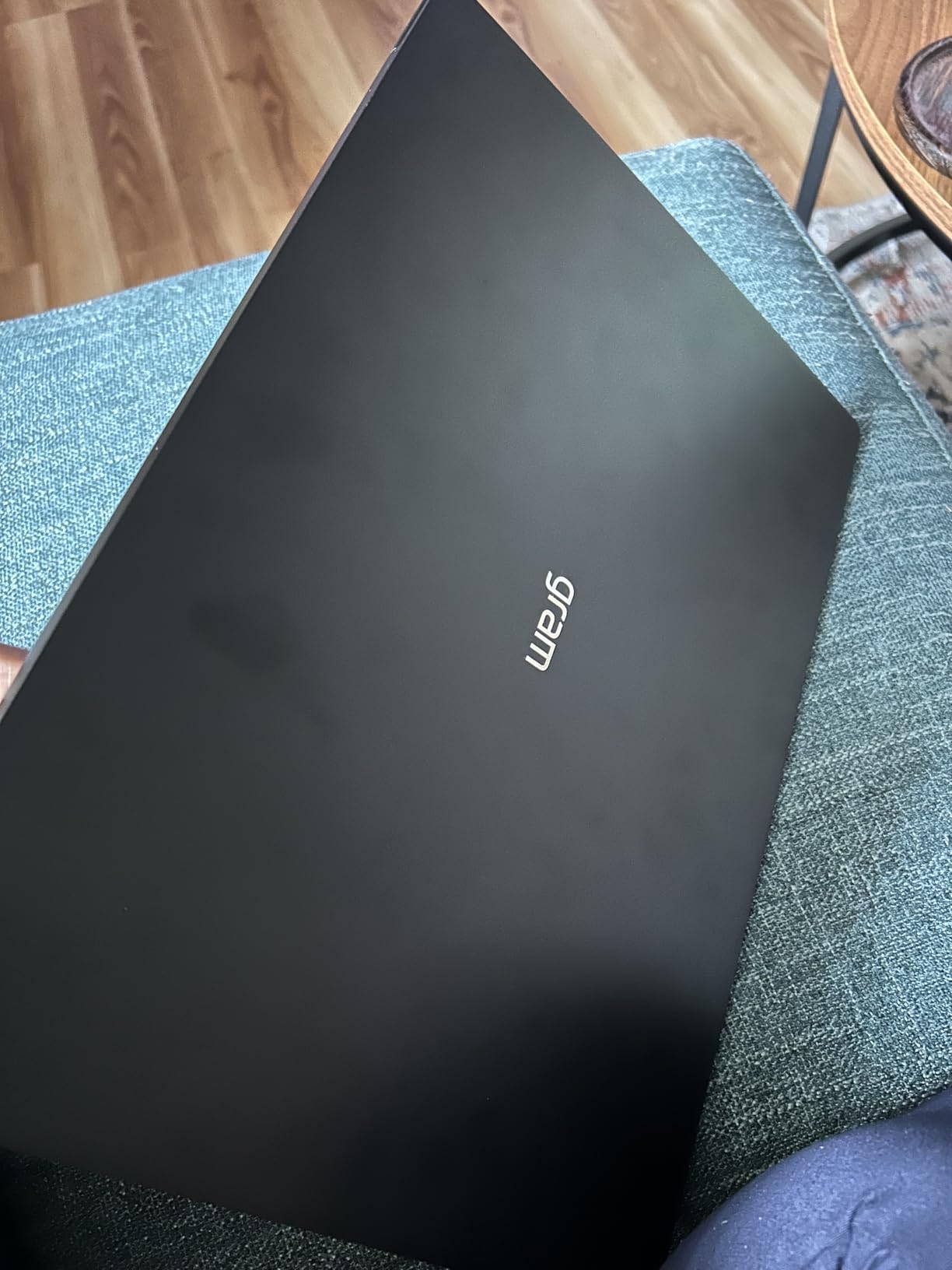 gram Pro 17-inch Lightweight Laptop Computer, Intel Evo Edition Powered by Intel Core Ultra9 285H Processor, NVIDIA RTX5050, Windows 11 Home, 32GB RAM, 2TB SSD, Black customer photo 1