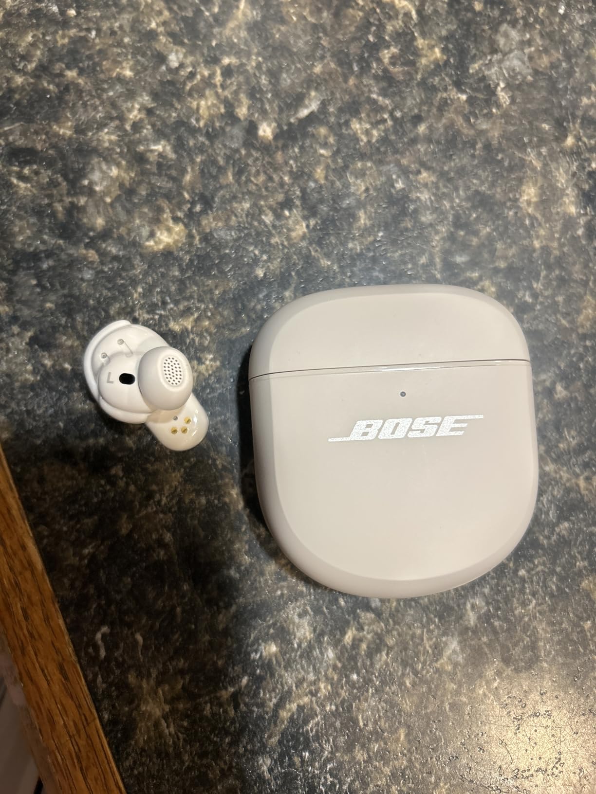 Bose QuietComfort Ultra Earbuds (2nd Gen) - Wireless Noise Cancelling Earbuds with Mic, Immersive Audio, USB-C Charging, Up to 6 Hours Battery, IPX4 Rating, Midnight Violet - Limited Edition Color customer photo 1