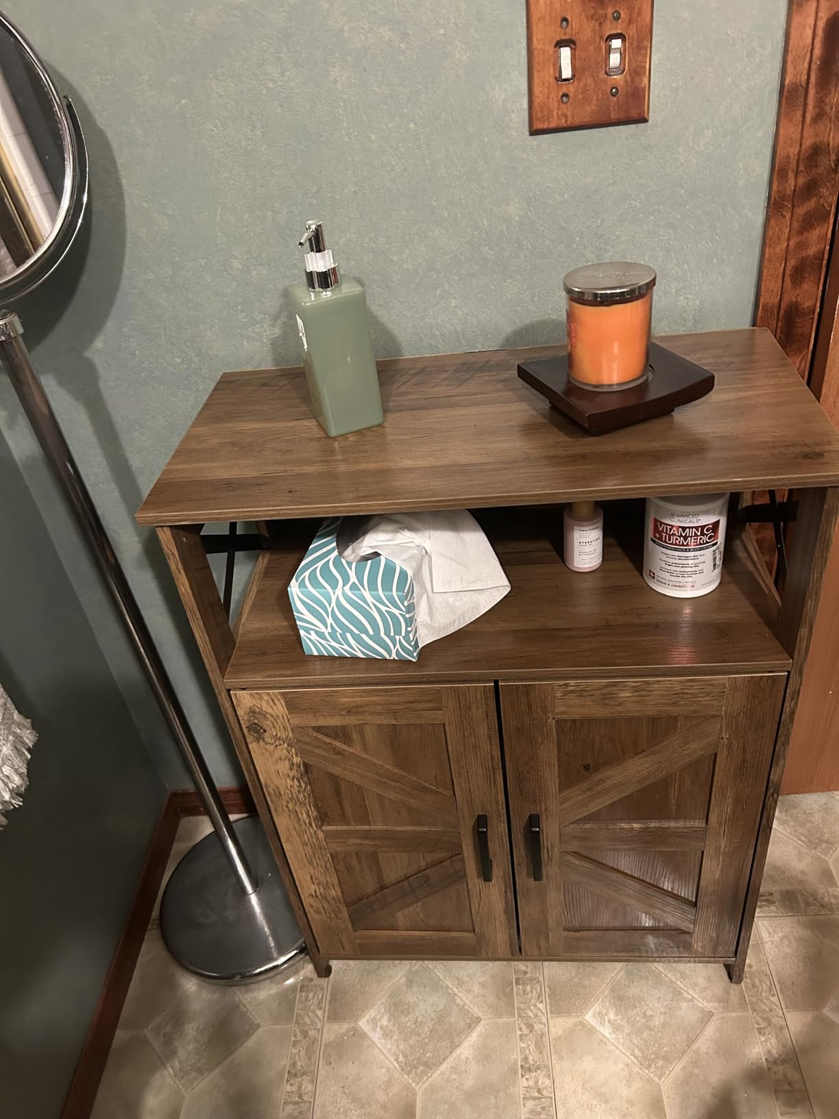 Homhedy Farmhouse Bathroom Storage Cabinet with 2 Doors, Toilet Paper Cabinet with Adjustable Shelf, Small Bathroom Cabinet for Kitchen/Laundry/Living Room, 11.8 x 23.6 x 31.5 Inches, White customer photo 1