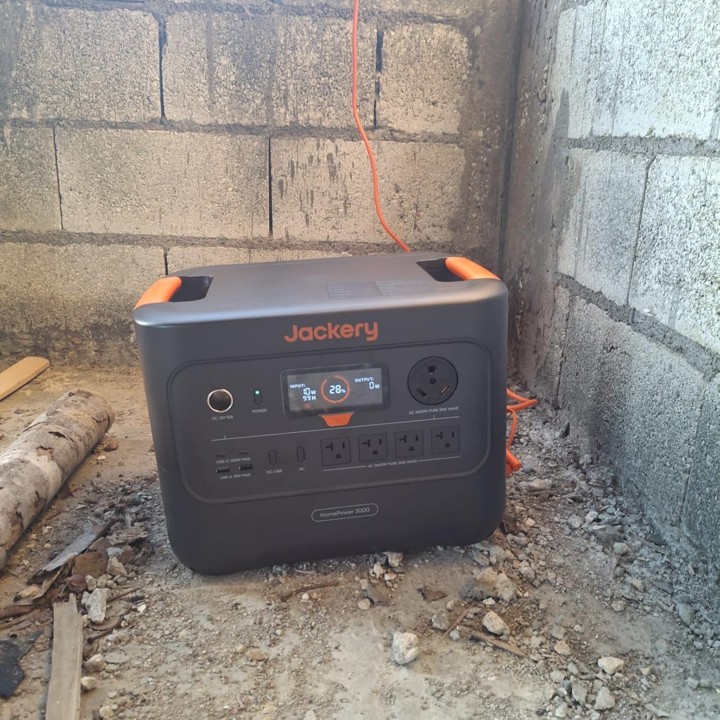 Jackery HomePower 3000 Portable Power Station with 2X 200W Solar Panels, 3600W (Surge 7200W) Output, 3072Wh LFP Battery Solar Generator, Essential Backup for Home Use, Power Outage, RV, Emergencies customer photo 2