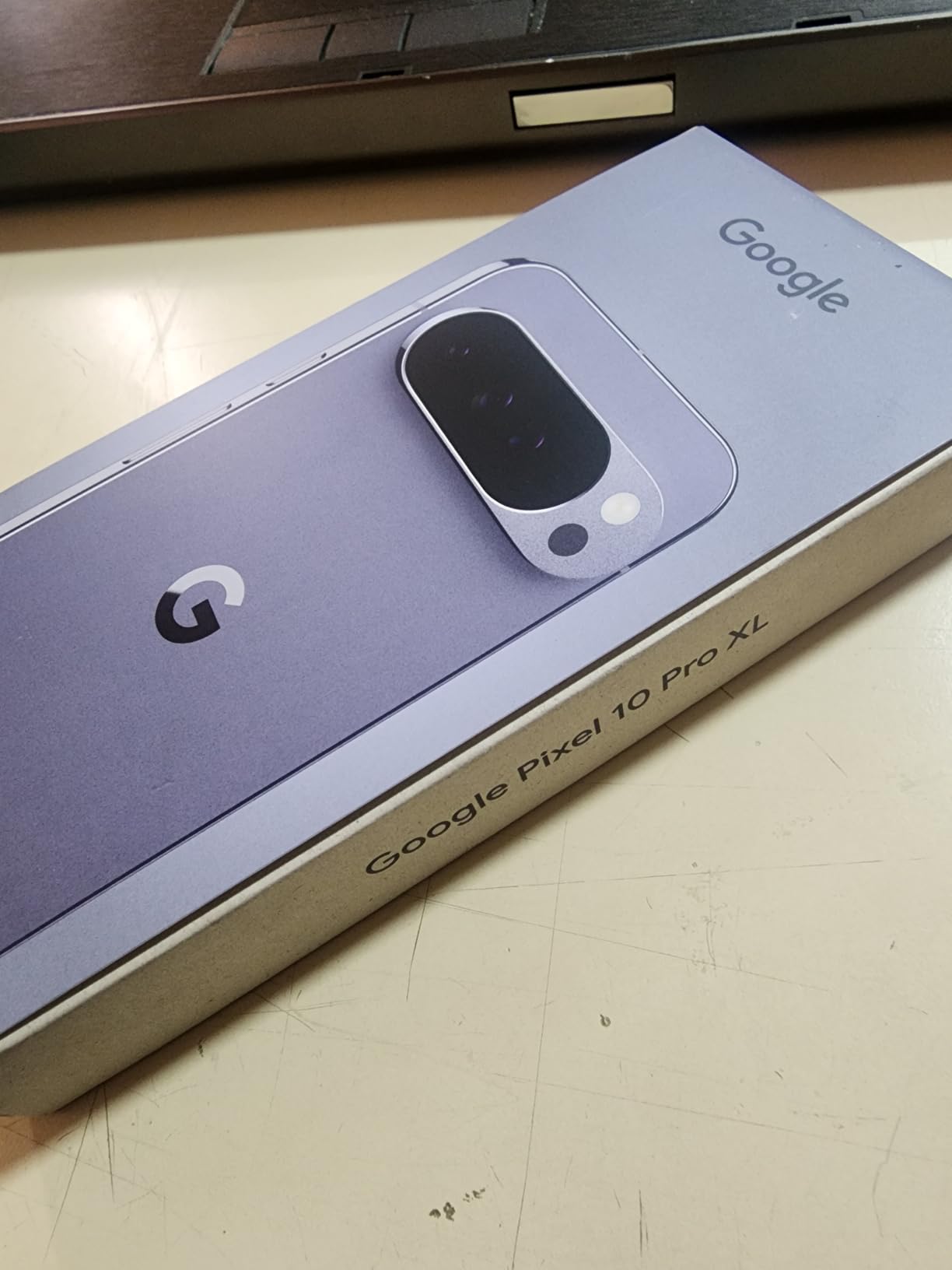 Pixel 10 Pro XL - Unlocked Android Smartphone with Gemini, Your Google AI Assistant, Triple Rear Camera System, Fast-Charging 24+ Hour Battery, and 6.8
