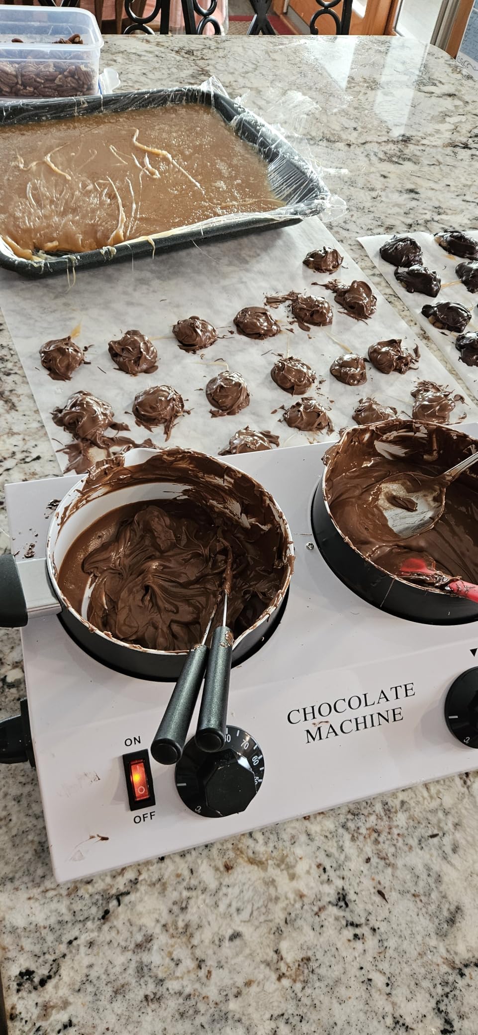 2026 Upgrade Chocolate Melting Pot, 2x1L Chocolate Melting Machine with Candy Dipping Tools, Electric Chocolate Tempering Machine (80W, 110V) customer photo 1