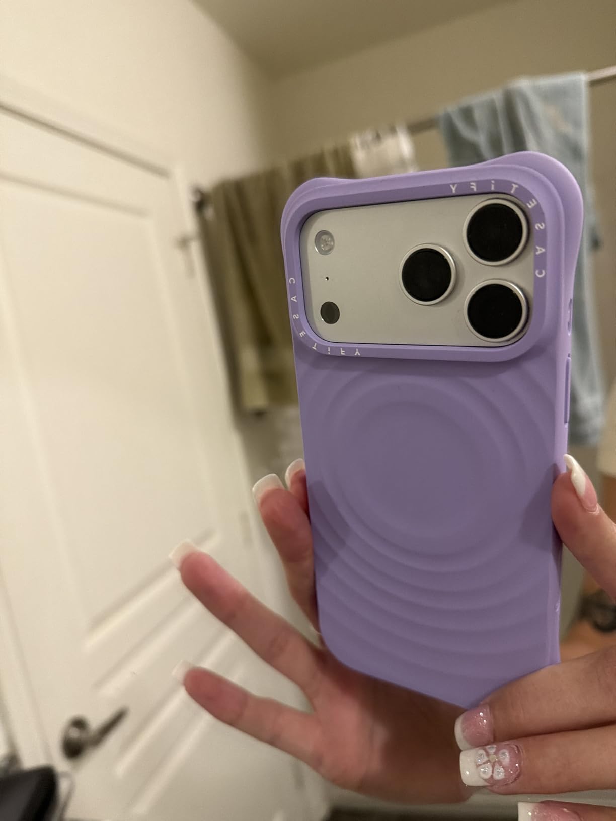 Casetify Ripple iPhone 17 Pro Max Case [Silicone/Compatible with Magsafe / 6.5 ft. 2X Military Grade Drop Protection] - White customer photo 1