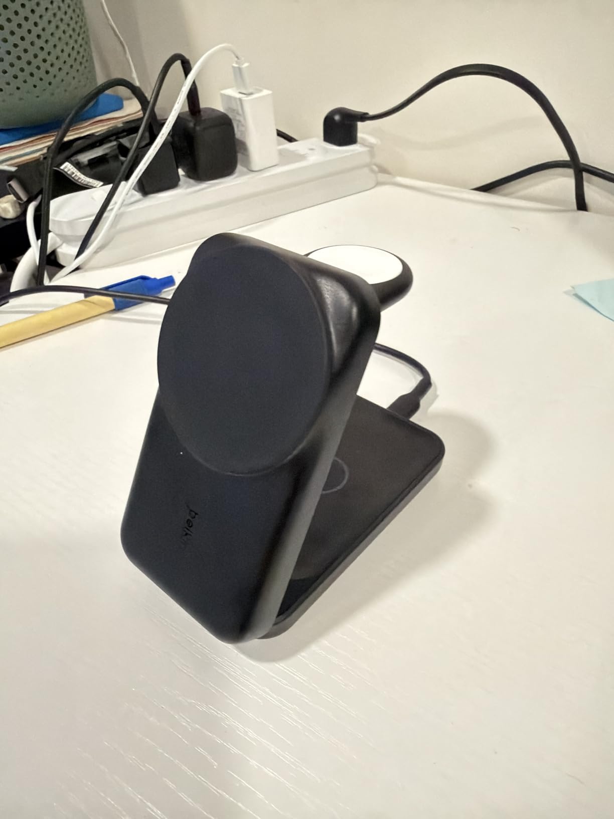 Belkin MagSafe Charger Compatible, 3-in-1 Charging Station, Qi2.2 25W Magnetic Wireless Charger Dock, Foldable Charging Stand for iPhone 17/16/15, Apple Watch, AirPods, Pixel 10 (45W Adapter Included) customer photo 1