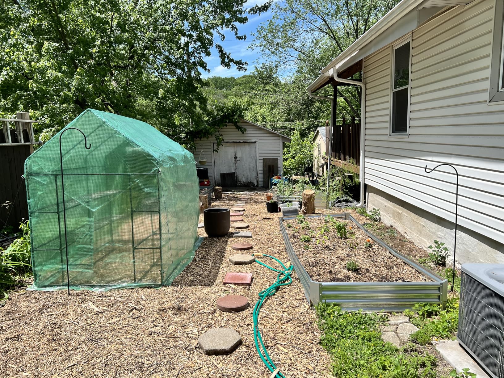 YITAHOME 12x6FT Polycarbonate Greenhouse Large Heavy Duty Green Houses Outdoor Aluminum Greenhouses with Sliding Doors Vent Window Walk-in Greenhouse for Garden Backyard customer photo 2