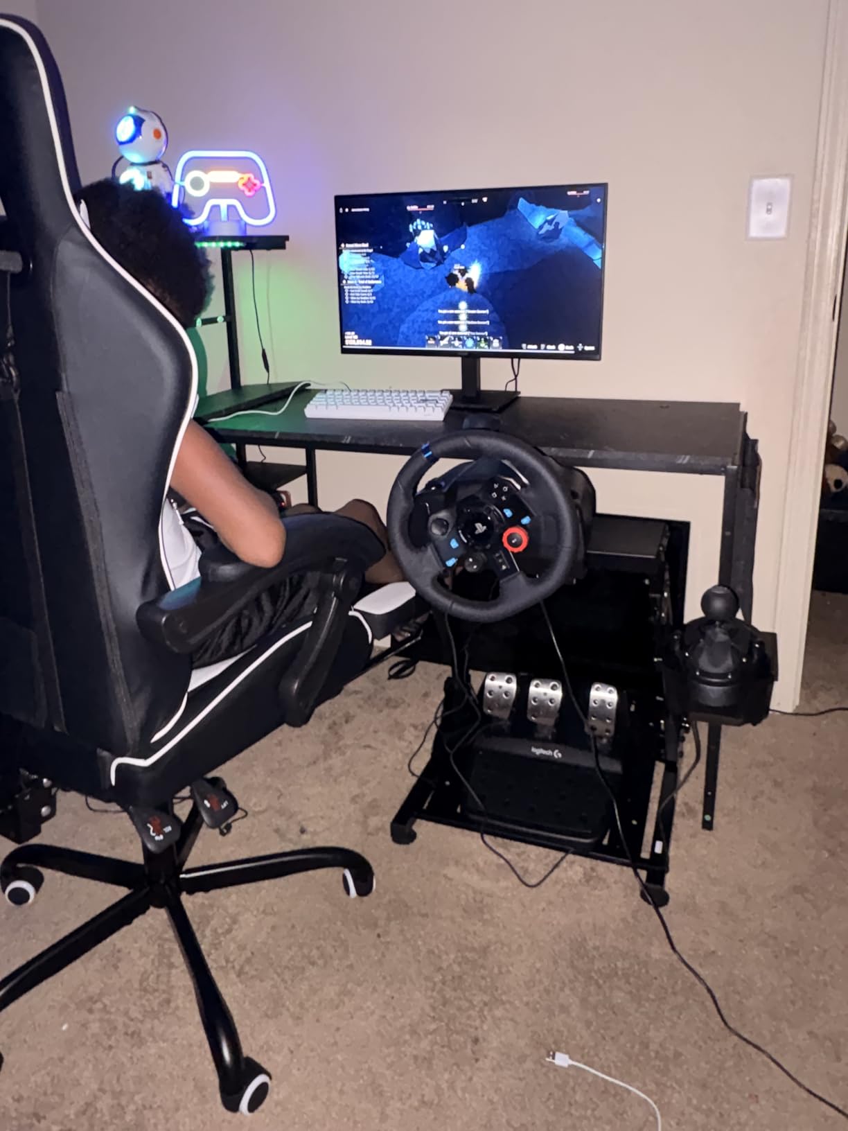 VEVOR Racing Wheel Stand, Adjustable & Foldable Simulator Stand for Logitech G29 G27 G920 G923, Thrustmaster T300RS T300GT T248 TS-PC TSXW Gaming Cockpit,Pedals Simulator NOT Included customer photo 2