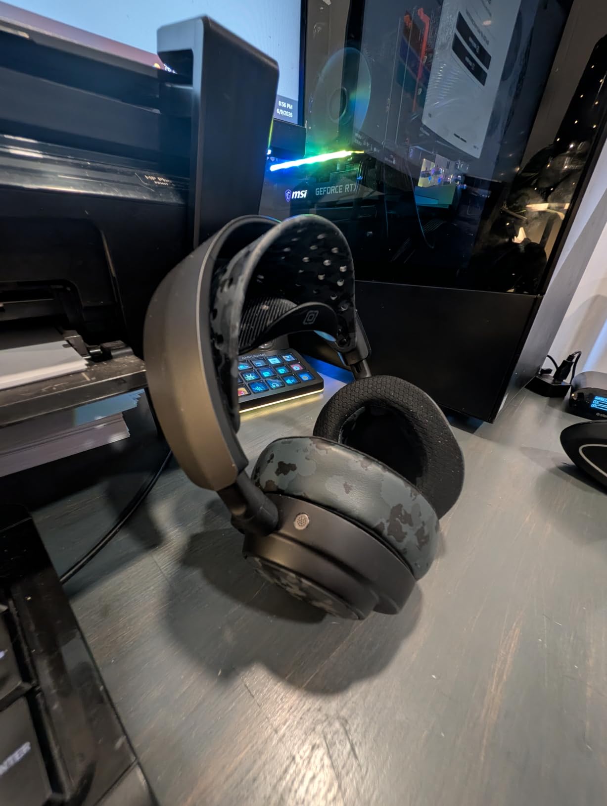 SteelSeries Arctis Nova 7P Wireless Gen 2 Gaming Headset - Real-Time App Control, 50+ HR Play, Neodymium Magnetic Drivers, Mix 2.4GHz/Bluetooth, PS5, PS4, PC, Switch 1/2, Mobile - Black customer photo 1