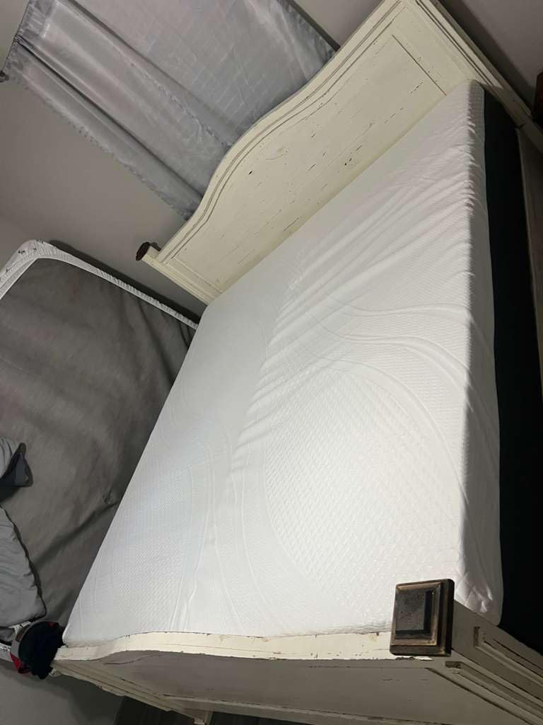 Novilla Queen Mattress 14 Inch, Gel-Infused Bliss Cooling Queen Memory Foam Mattress in a Box with Cool-Touch Nylon Cover, Pain Relief & Spinal Support with CertiPUR-US Certified Foam customer photo 1