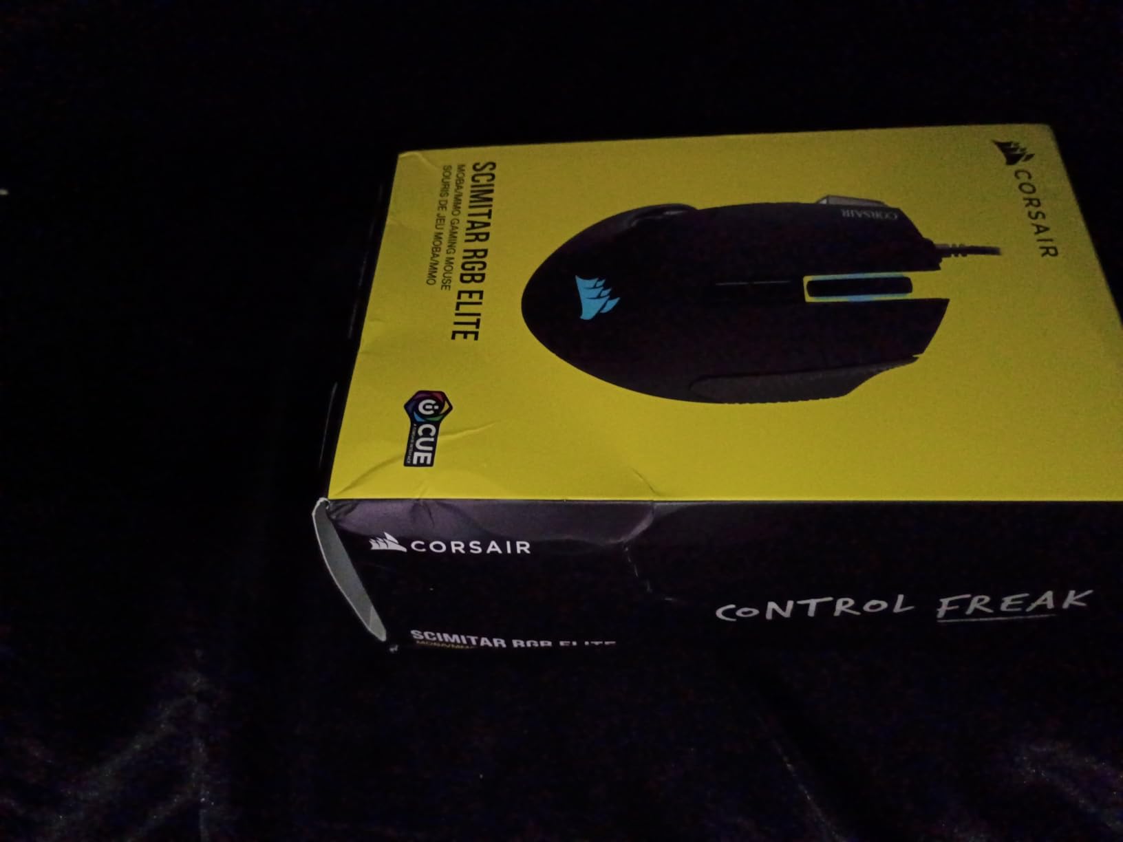 Corsair Scimitar RGB Elite Wired MOBA/MMO Gaming Mouse - 18,000 DPI - 17 Programmable Buttons - iCUE Compatible - PC, Mac, PS5, PS4, Xbox - Black customer photo 1