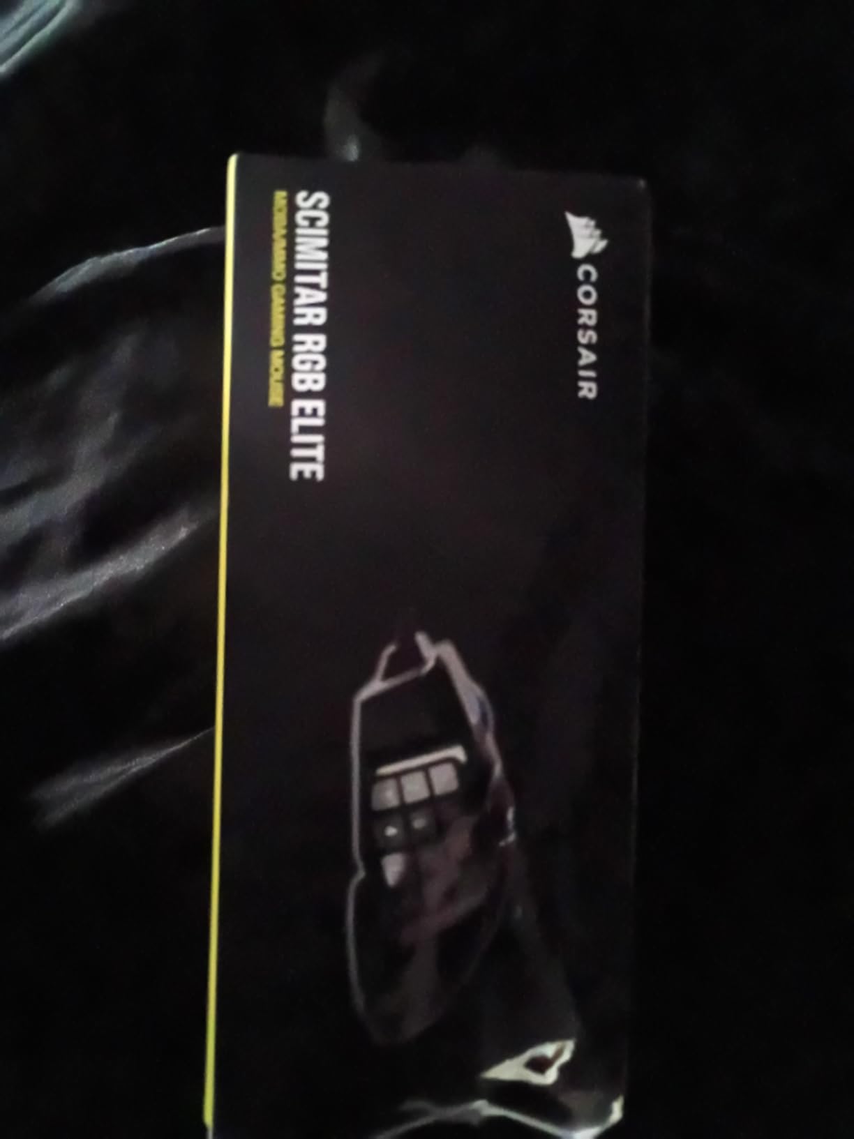 Corsair Scimitar RGB Elite Wired MOBA/MMO Gaming Mouse - 18,000 DPI - 17 Programmable Buttons - iCUE Compatible - PC, Mac, PS5, PS4, Xbox - Black customer photo 2
