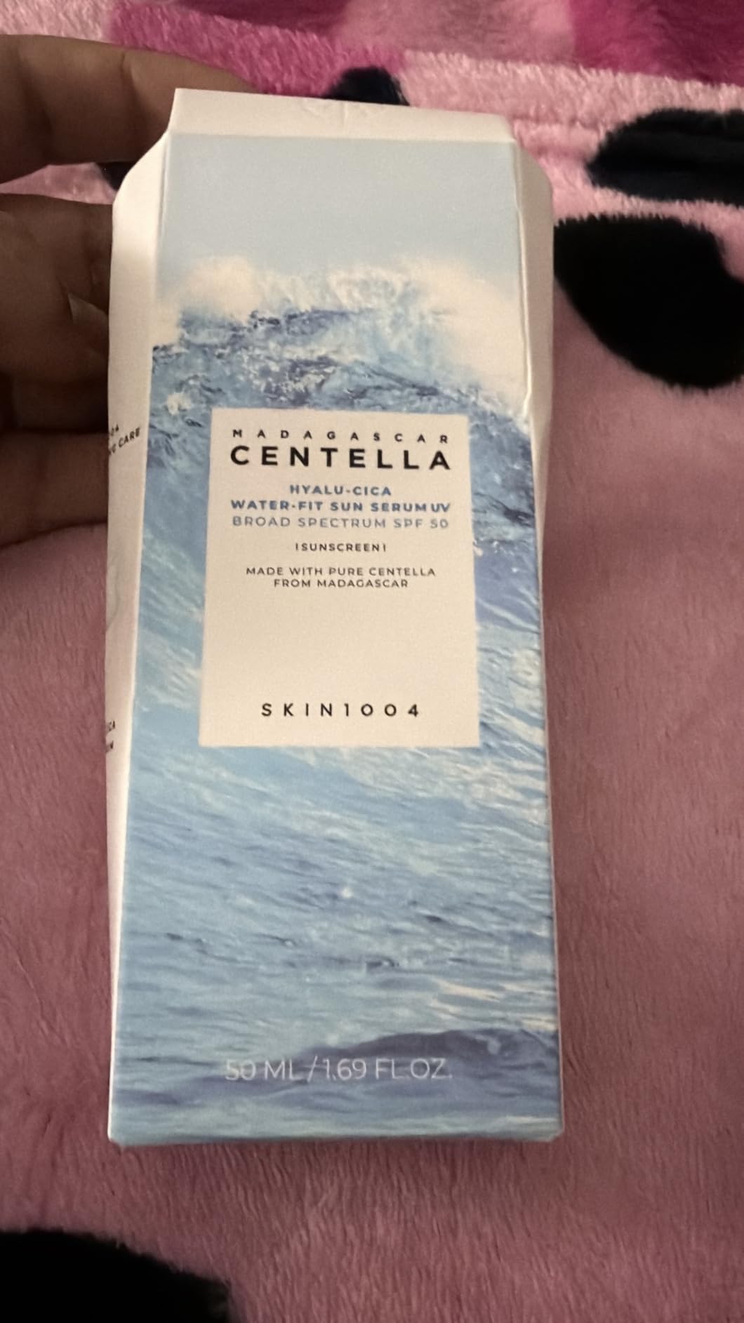 SKIN1004 Centella Hyalu-Cica Water-Fit Sun Serum UV, Korean Sunscreen SPF 50, Centella Sunscreen, Travel Essentials, Sunscreen with Hyaluronic Acid, No White Cast, Korean Skin Care, 1.69 fl.oz / 50ml customer photo 1