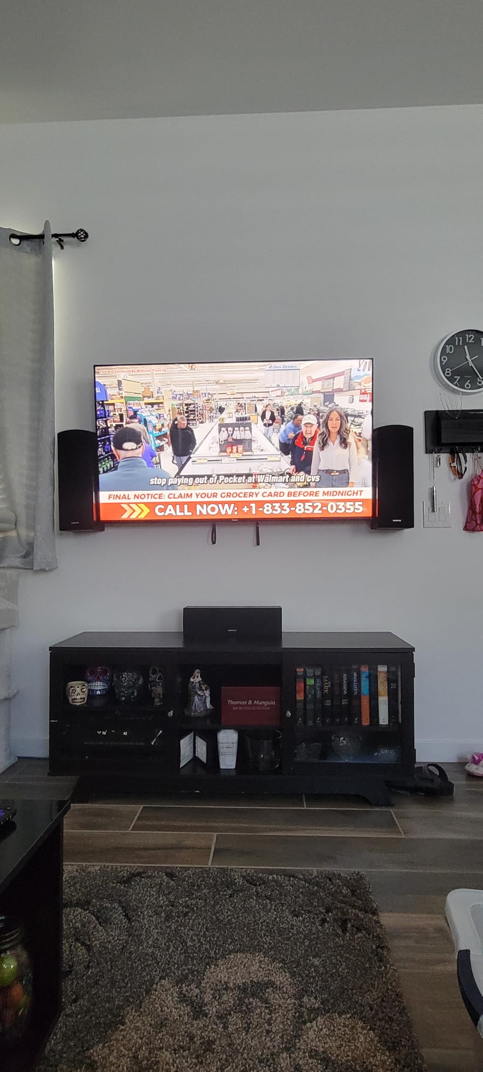 Roku Smart TV 2026 - 65-Inch Select Series, 4K QLED TV - Roku TV with Voice Remote - Flat Screen QLED Television with Wi-Fi for Streaming Live Local News, Sports, & Movies - Bluetooth Headphone Mode customer photo 2