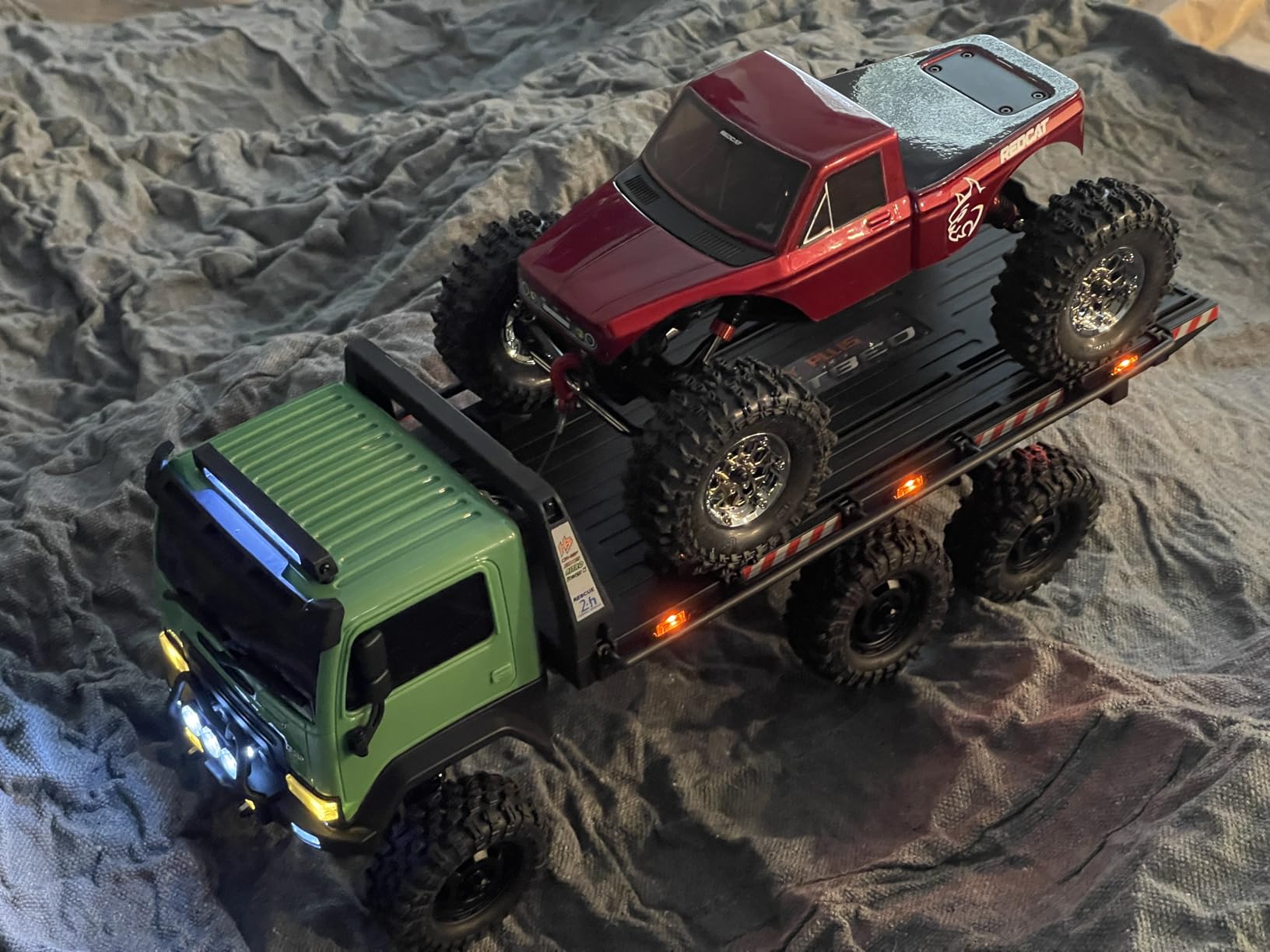 HOBBYPLUS ARKTOS 6x6 V1.5 CR18P Rock Crawler RTR All Terrain - Remote Control Car, Rock Crawler 1/18 Scale 6WD 2 Speed Transmission Off Road for Adults, RC Hobbyists (Tan) customer photo 2