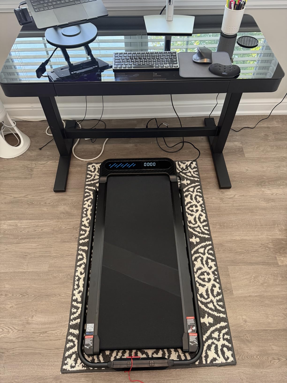 WELLFIT Folding Treadmill with Incline, 320+ lbs Capacity Portable Treadmills with Handlebar, Under Desk Treadmill for Home Office, Low Noise Walking Pad with Smart Voice Control for Jogging Running customer photo 2