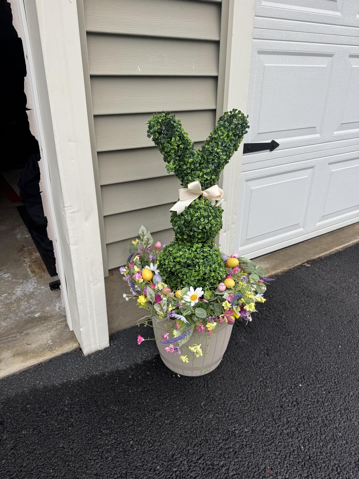 Artificial Easter Wreath 22 Inch Easter Wreaths for Front Door Colorful Egg Wreath with Flowers Green Leaves for Spring Summer Wall Porch Farmhouse customer photo 1