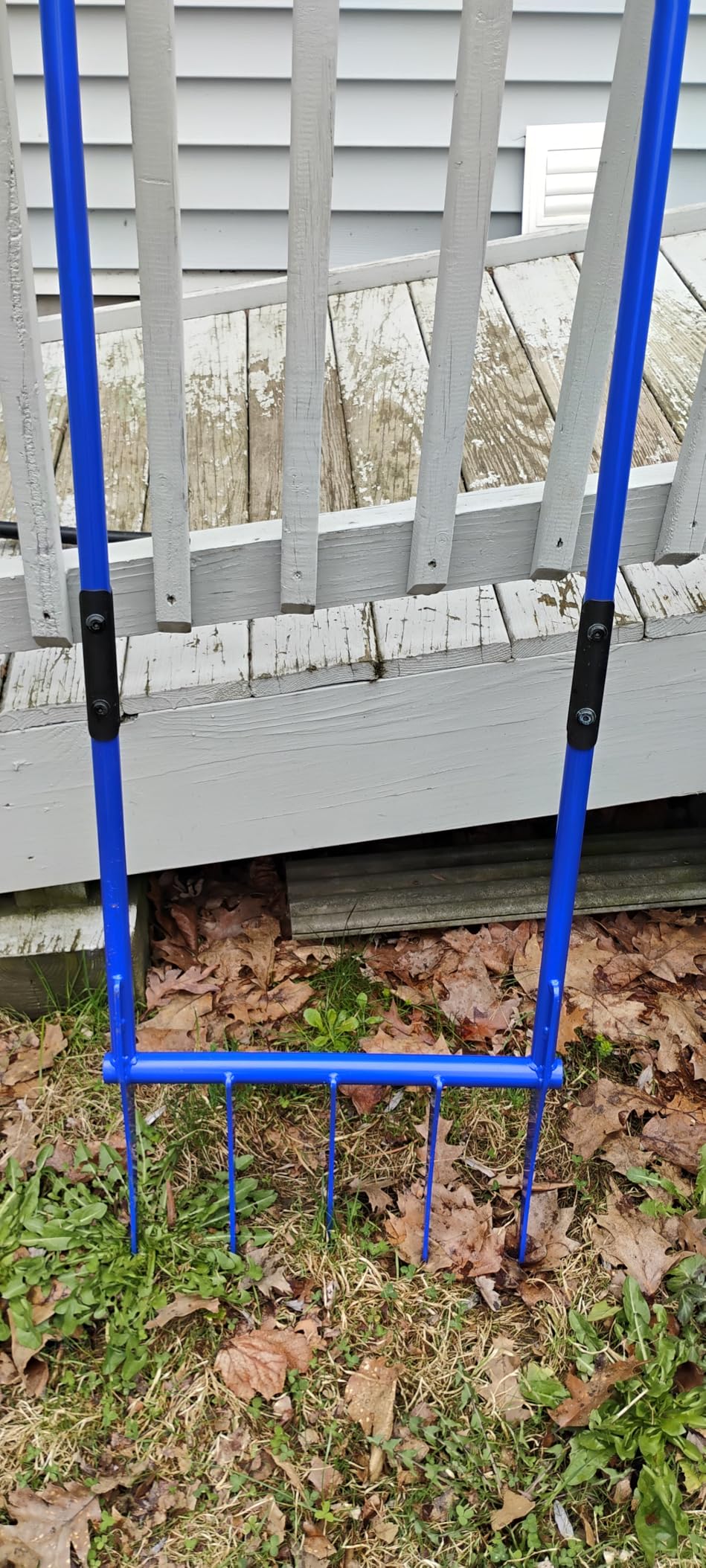 56'' Heavy Duty Broadfork for All the Soils, Unbreakable Design Pitchfork, 5 Sharp and Cambered 11'' Tines Bord Fork Garden Tool, Ergonomic Handles, Good Package, Easy Assembly, Blue customer photo 2