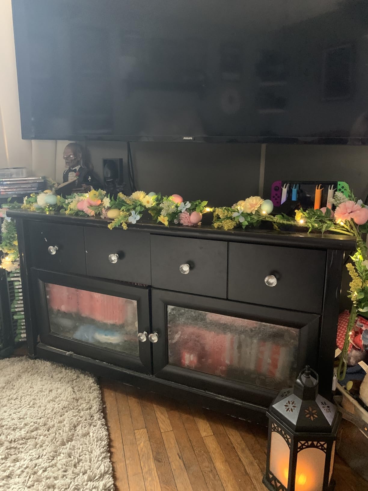Sggvecsy 5.9FT Artificial Easter Egg Garland Chrysanthemums Easter Eggs Colorful Berries Greenery Leaves Rustic Spring Garlands for Mantle Fireplace Home Table Indoor Decor customer photo 2