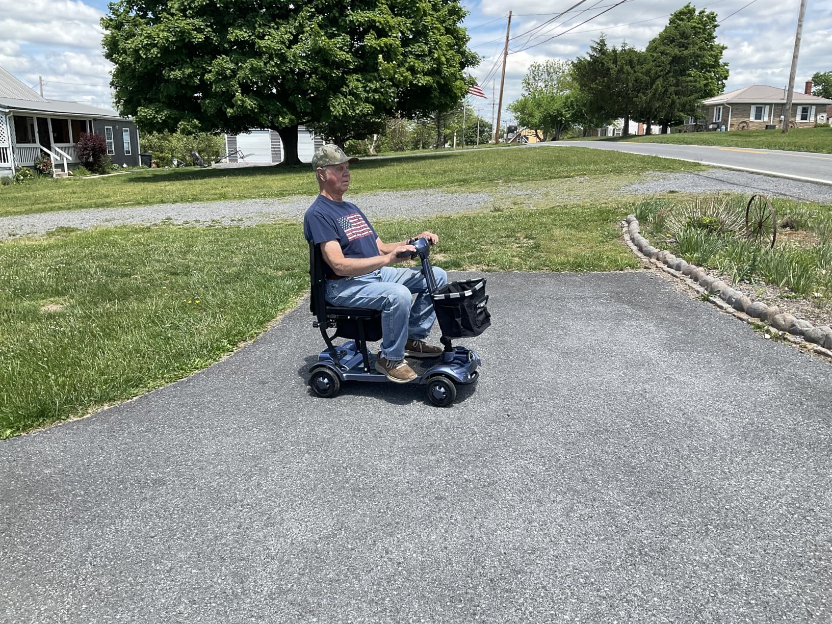 MIHAYO Lightweight 4-Wheel Mobility Scooter for Seniors and Adults, Airline Approved 24 Miles Range Electric Scooter with 280 lbs Capacity, 350W Motor and 32L Storage Wagon, Slate Blue customer photo 1