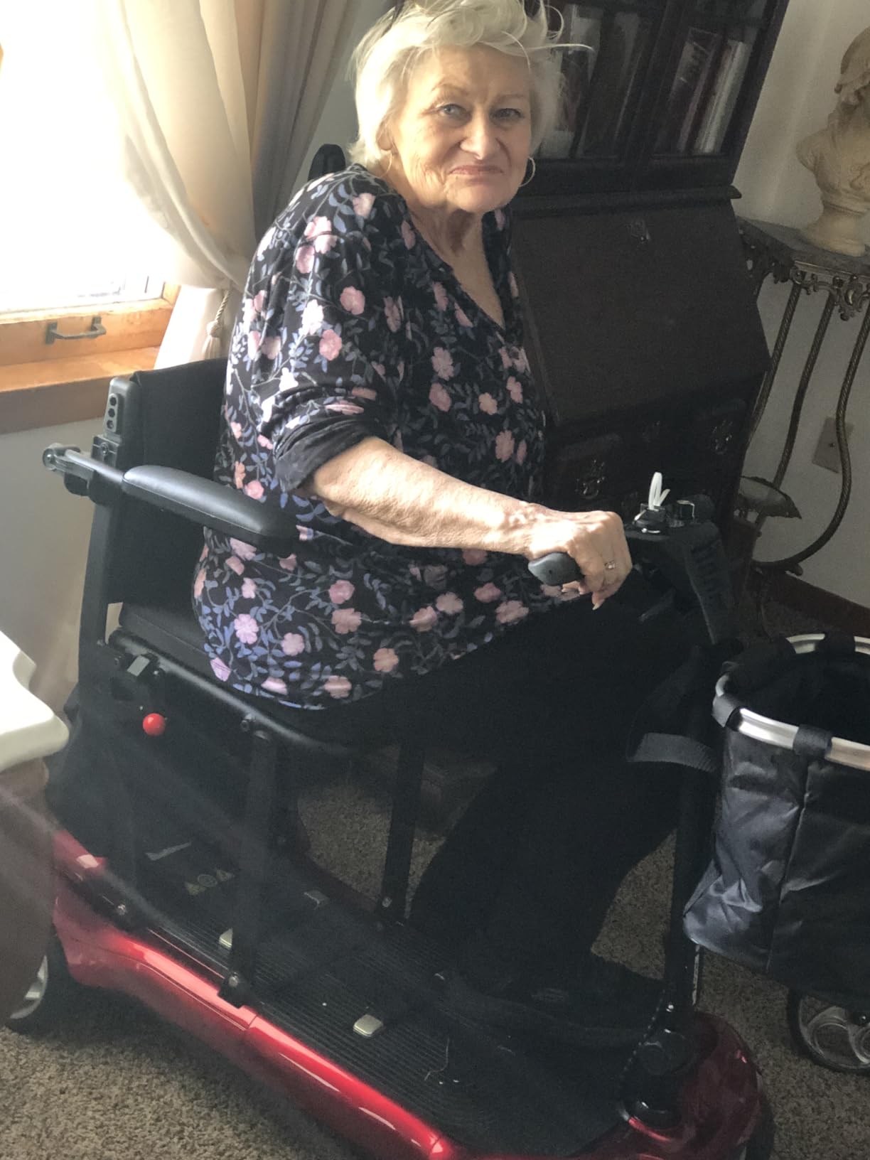 Lightweight Mobility Scooter for Adults & Seniors - Cruise & Airport Approved, 43lb Foldable Portable Motorized Scooters with Removable Lithium Battery for 12.4 Miles Travel, 300lb Capacity, Blue customer photo 1