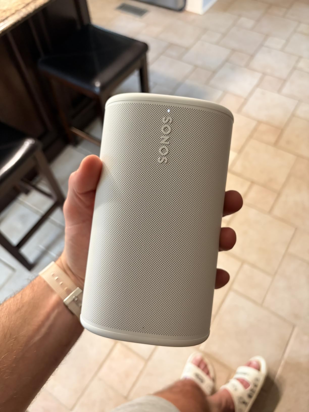Sonos Play - Portable Bluetooth Speaker with WiFi, Alexa, 24-Hour Battery Life, Charging Base - Black customer photo 2