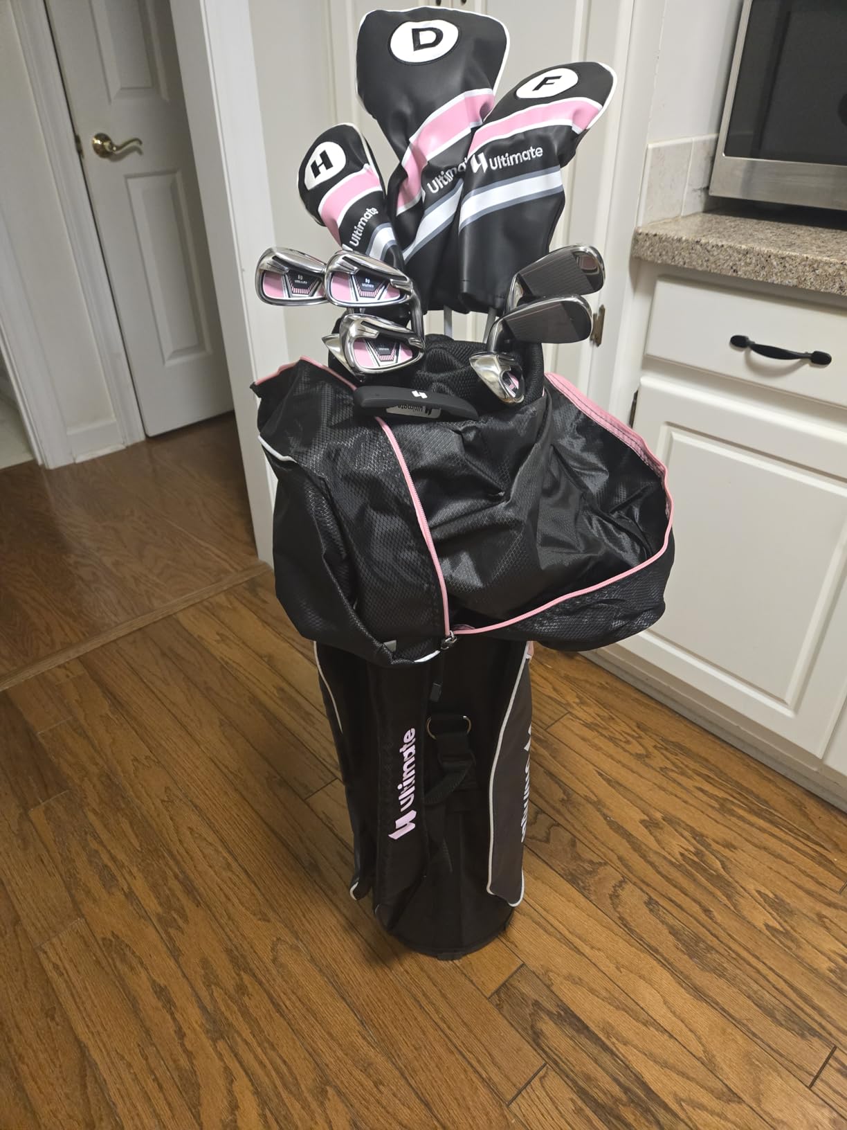 Tangkula 9/10/12 Pieces Women's Complete Golf Clubs Set, Golf Club Package Set with 460CC Driver, Fairway Wood & Hybrid, Irons, Putter, Portable Regular Golf Club Set customer photo 1