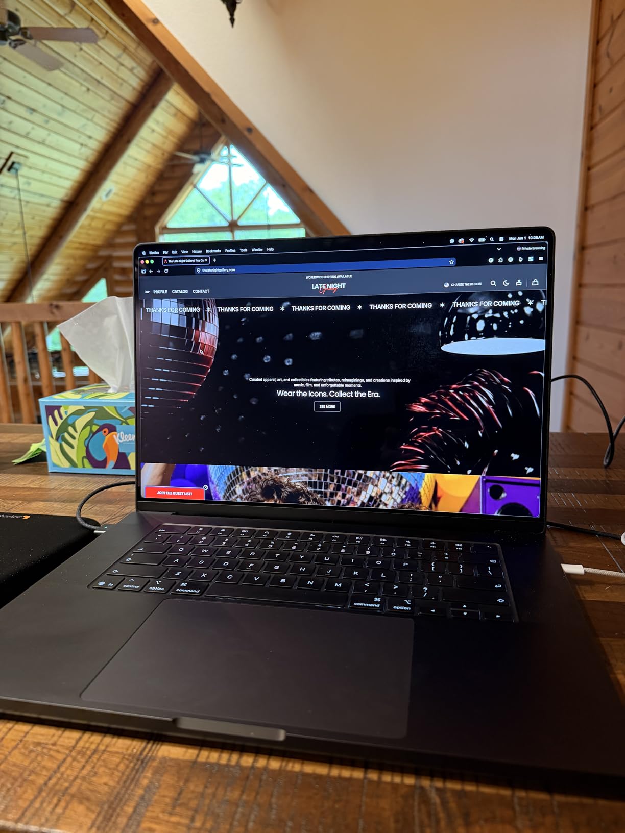Apple 2026 MacBook Pro Laptop with Apple M5 Max chip with 18-core CPU and 40-core GPU: Built for AI, 16.2-inch Liquid Retina XDR Display, 48GB Unified Memory, 2TB SSD, Wi-Fi 7; Space Black customer photo 1