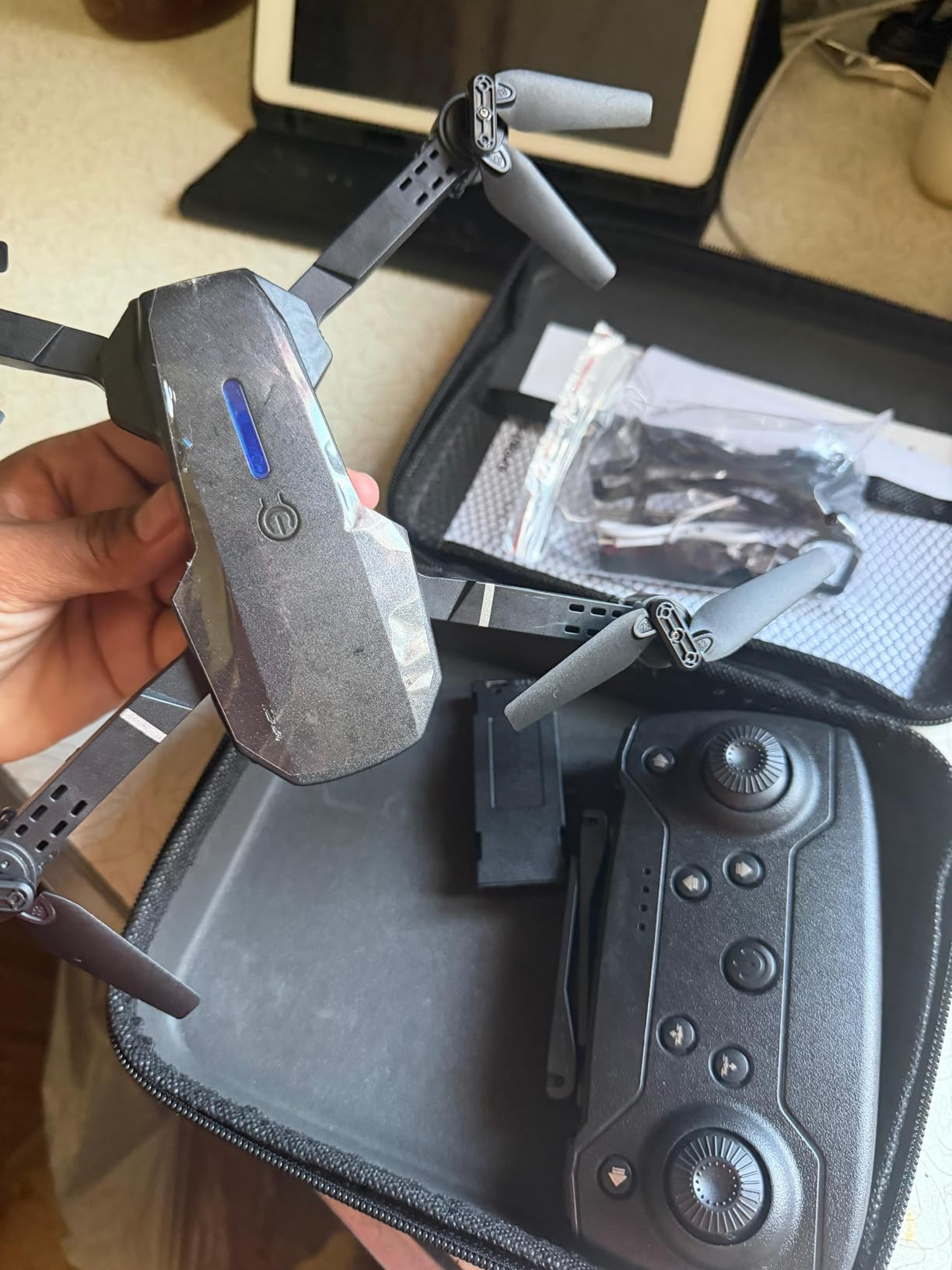 GPS Drone with EIS 4K Camera, RC Drones with 4.5 inch HD Screen on Controller, Auto Return, 3 Batteries for 90 min Flight Time, 3280 FT Long Control Range Transmission, Circle Fly and Follow Me Mode, Foldable Quadcopter for Beginner, Under 249g customer photo 2