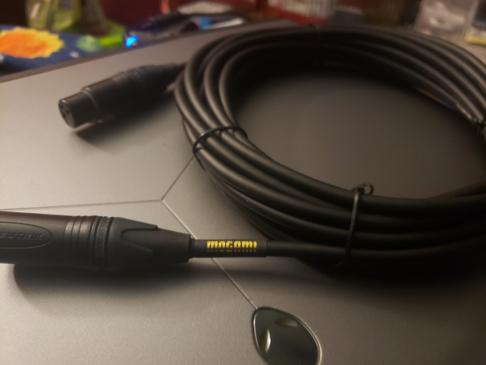 Mogami Gold Studio 03 XLR to XLR Quad Conductor Patch Cable 3 feet with Gold Contacts, XLRM-XLRF Connectors, Pro Audio Noise-Free customer photo 1