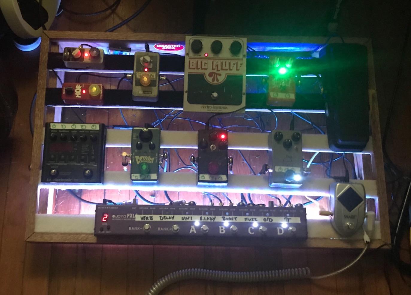 Electro-Harmonix LPB-1 Linear Power Booster Pedal customer photo 2