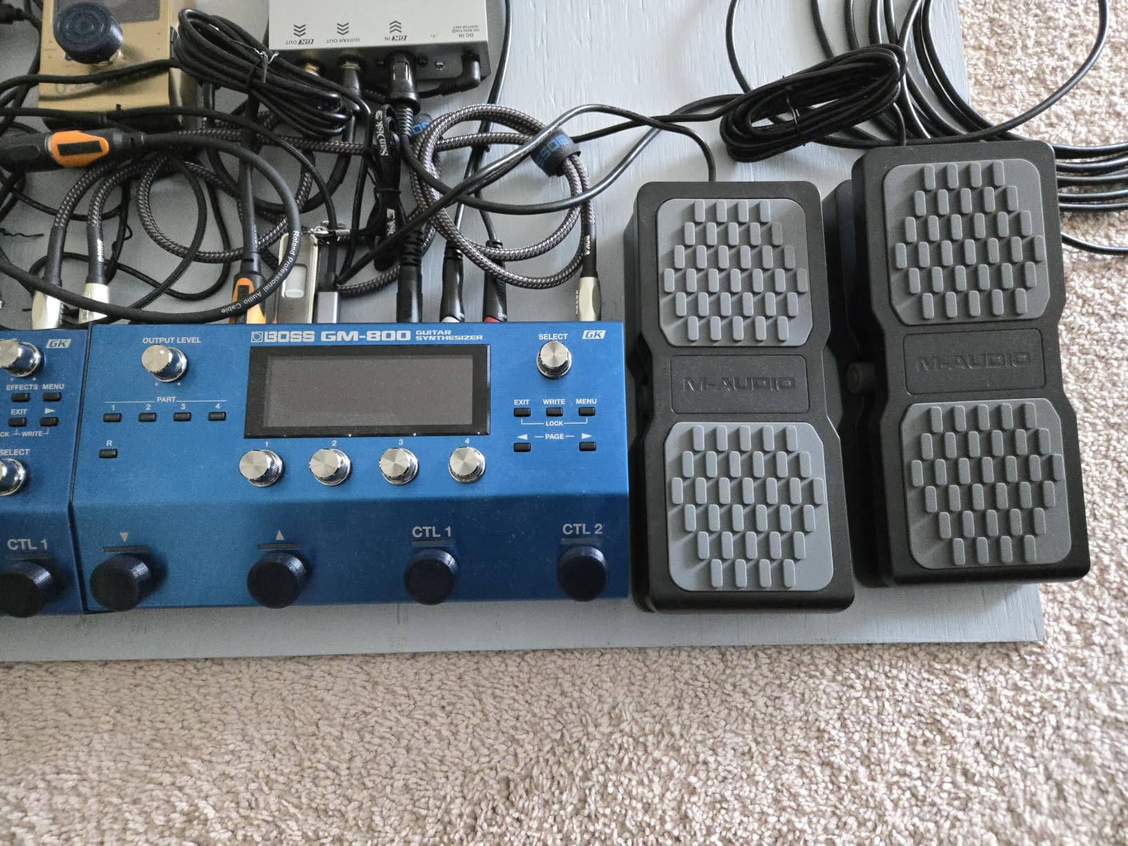 M-AUDIO EX-P Expression Pedal for Keyboards, MIDI Keyboards/Controllers and Supported Guitar Effects Pedals customer photo 1